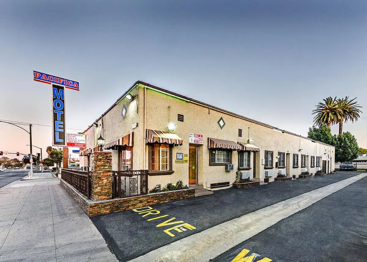Pacifica Motel Pacifica Motel