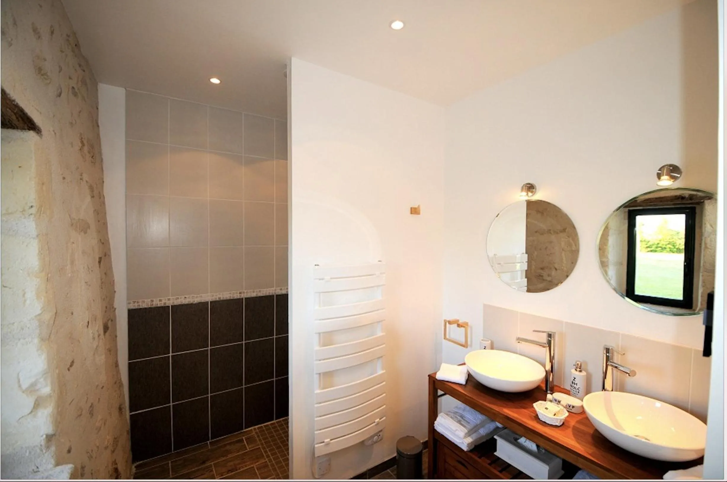 Bathroom in FERME DE L'EREAU