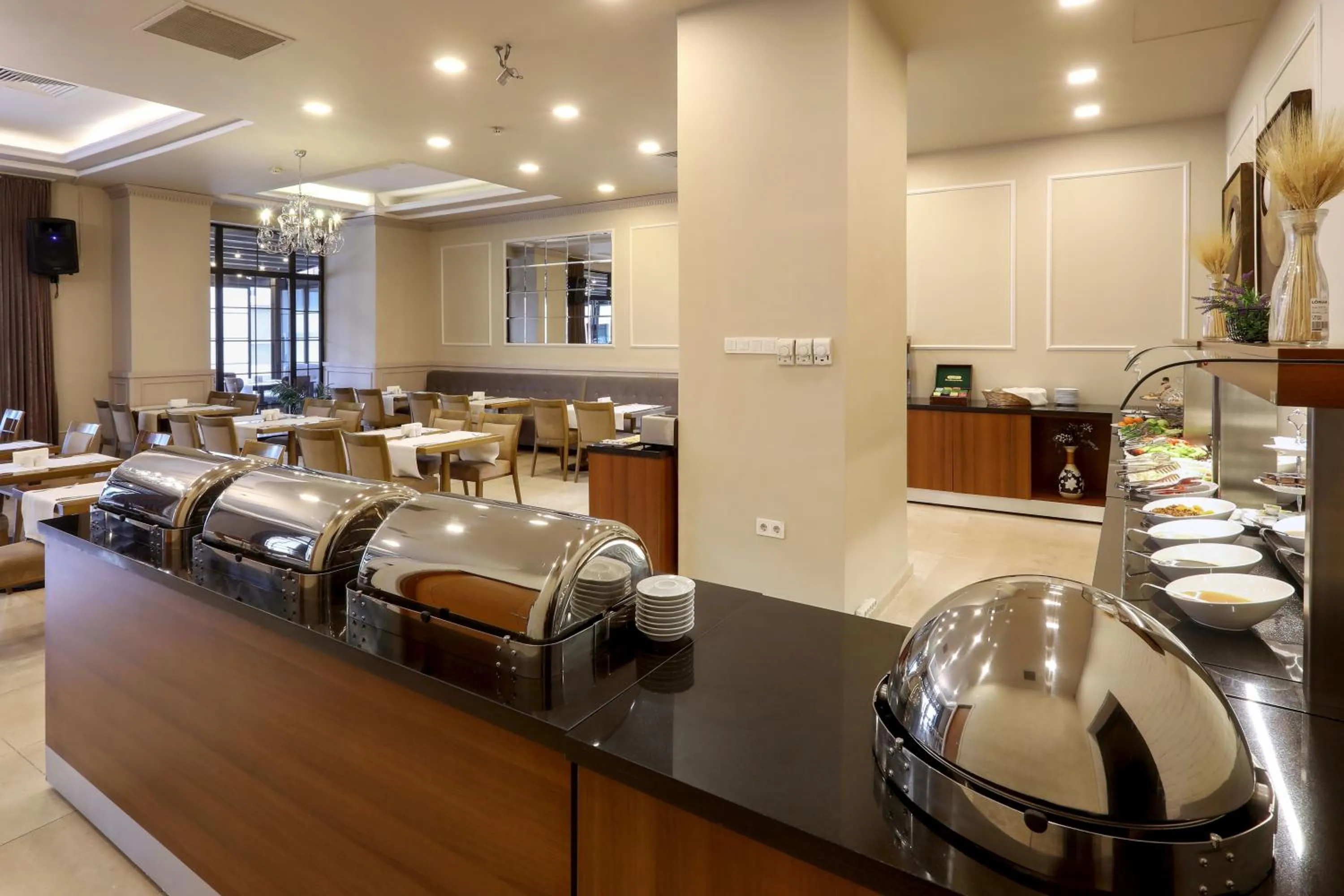 Restaurant/places to eat in New Balturk Hotel Izmit