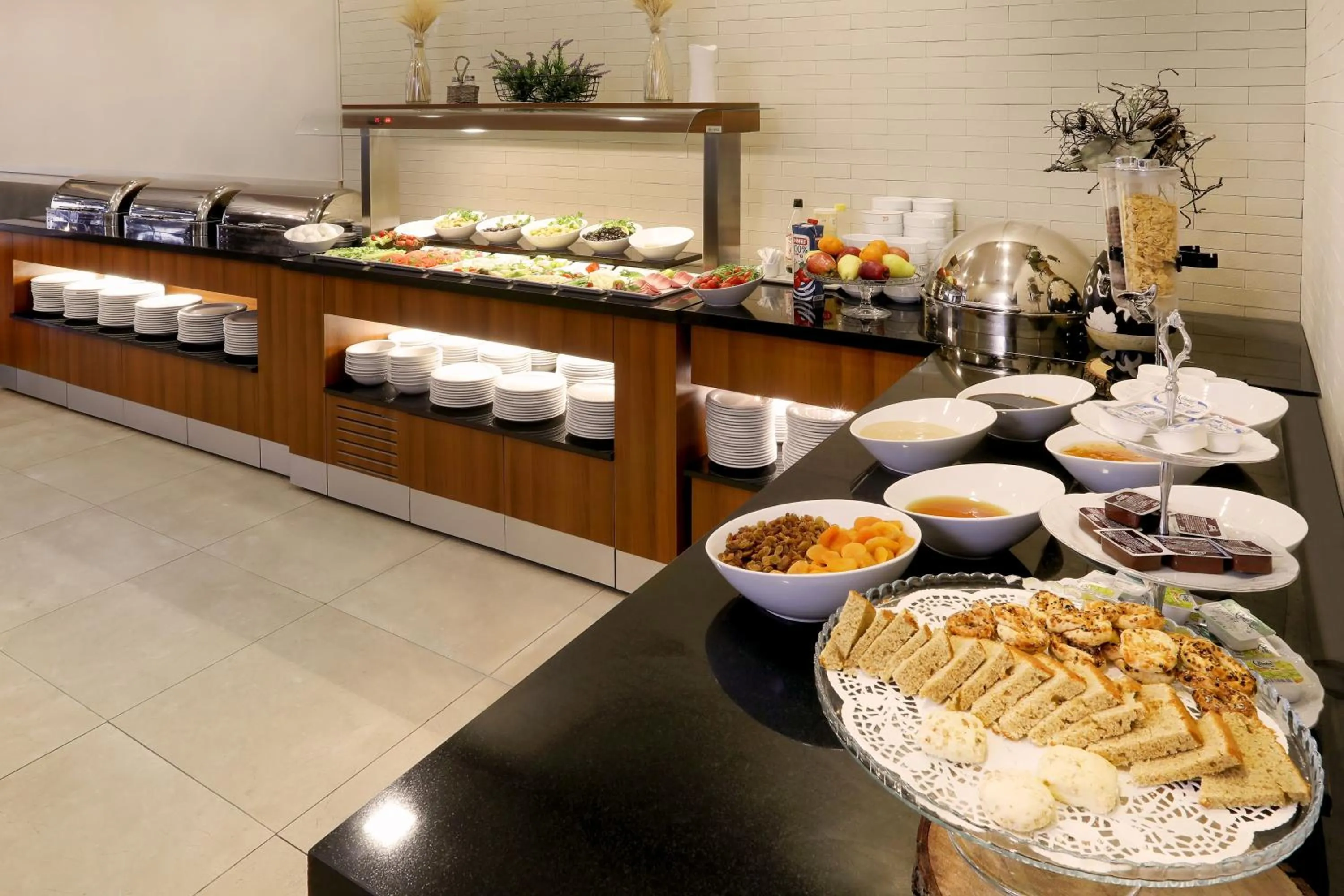 Buffet breakfast in New Balturk Hotel Izmit