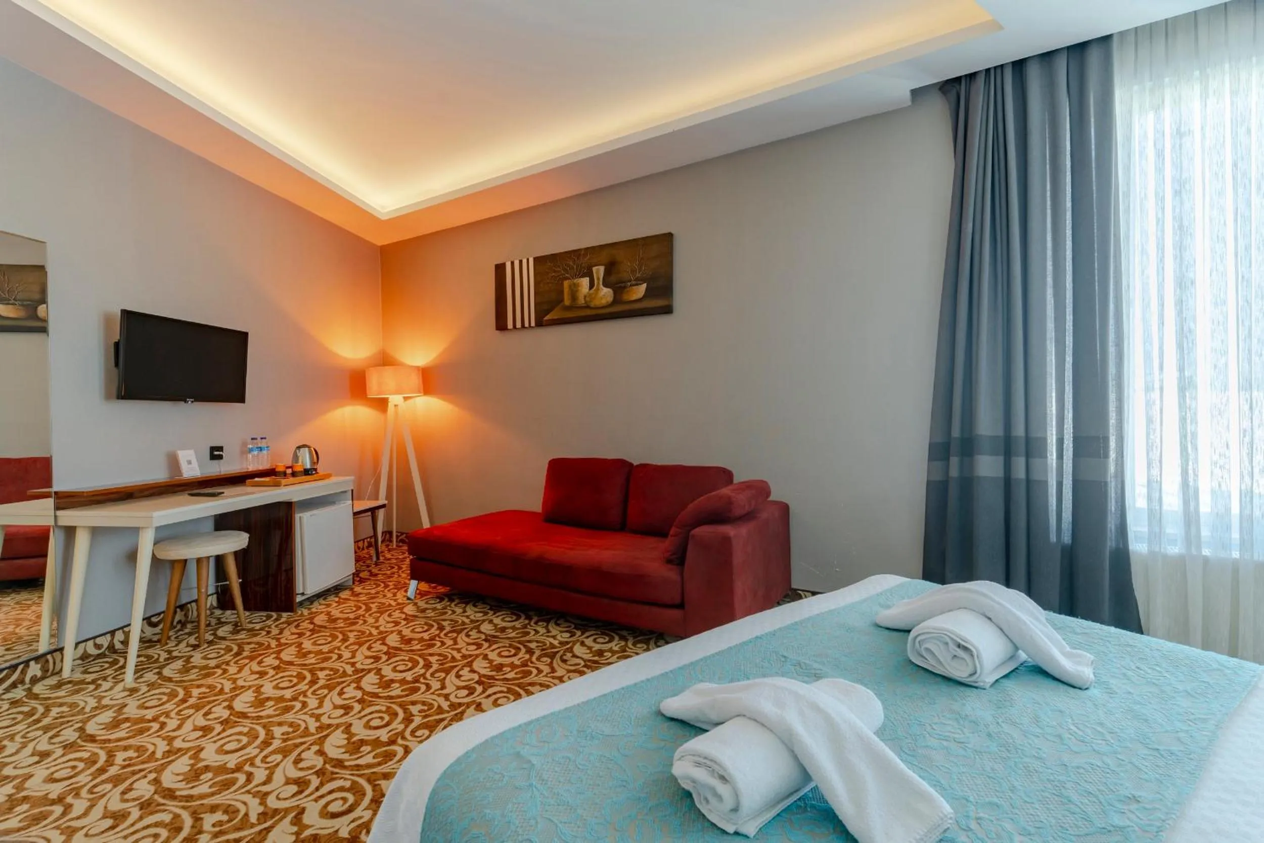 Seating area, Bed in Sapanca Aqua Wellness Spa Hotel