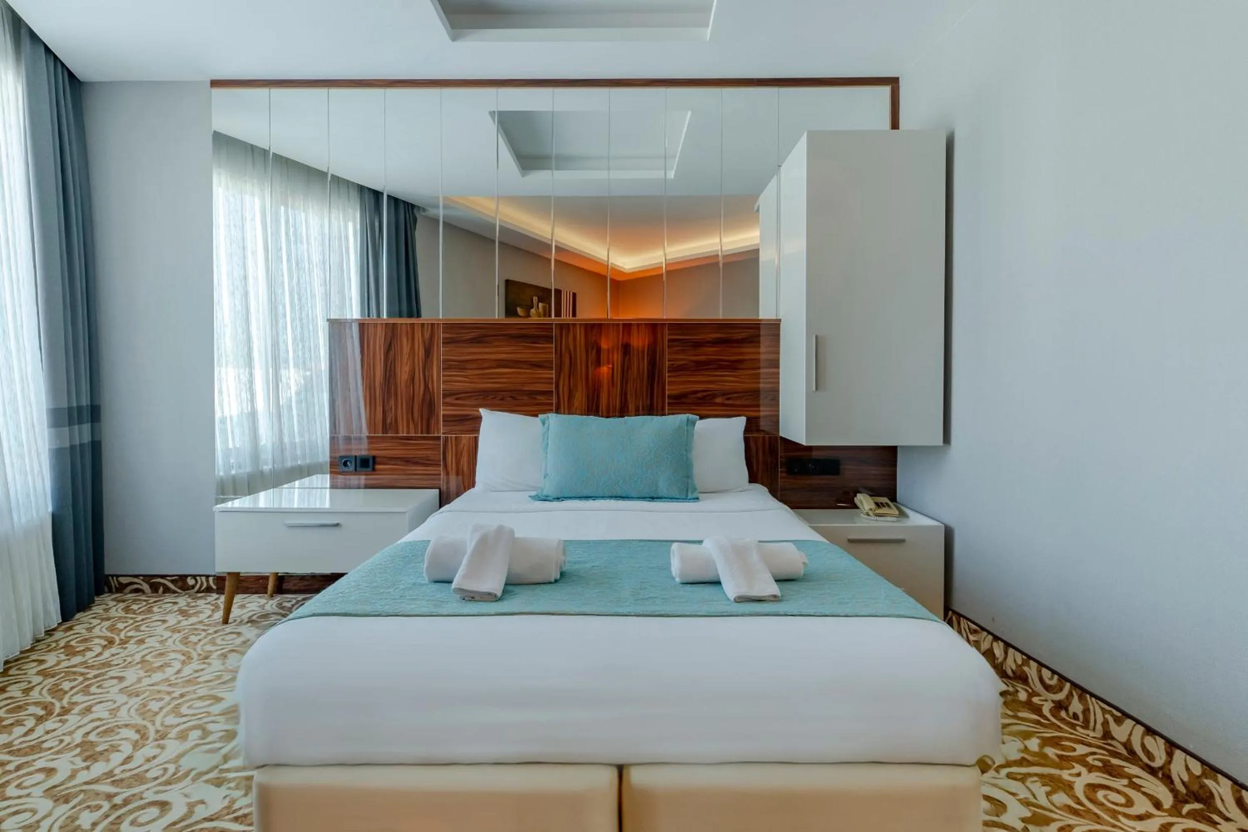 Seating area, Bed in Sapanca Aqua Wellness Spa Hotel