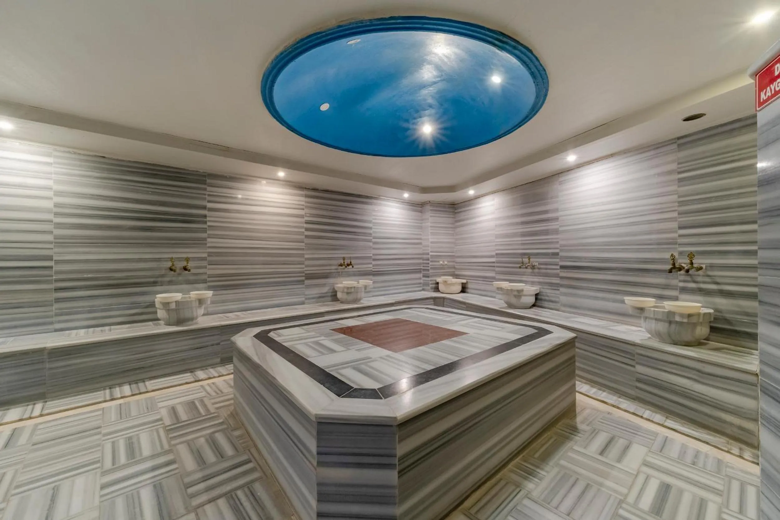 Squash in Sapanca Aqua Wellness Spa Hotel