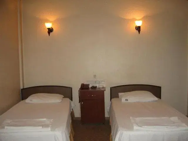 Twin Room - single occupancy in Hotel Atasayan Twin Room - single occupancy in Hotel Atasayan