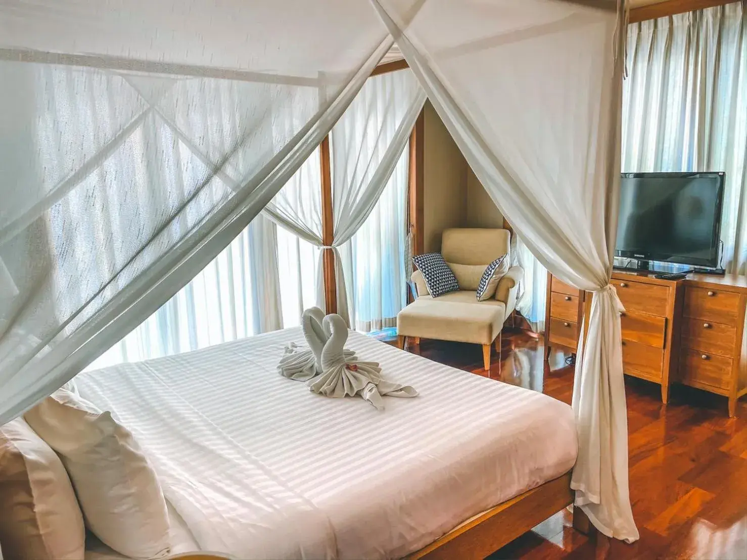 Bedroom, Bed in Royal Sammuk Villa Bedroom, Bed in Royal Sammuk Villa