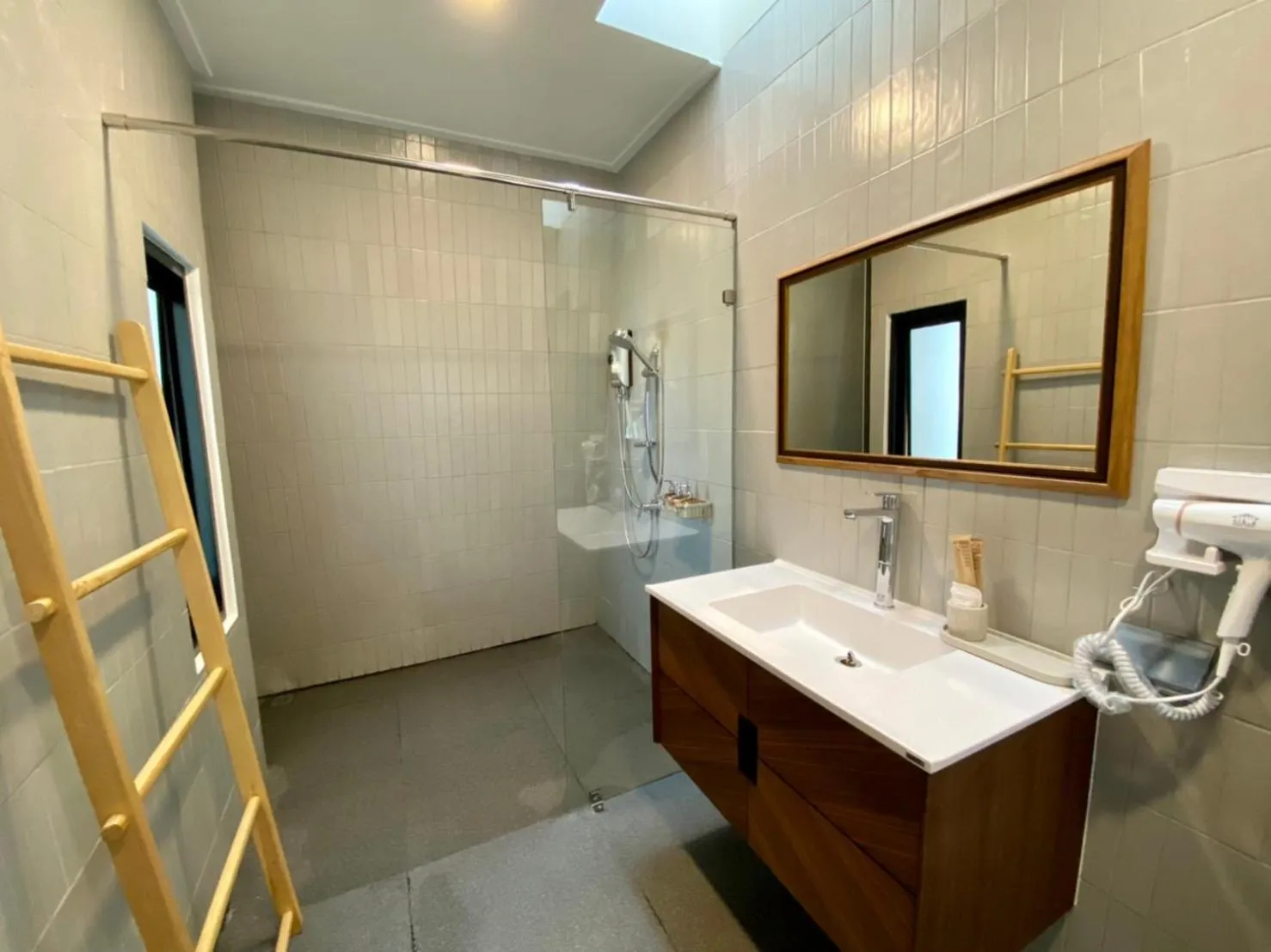 Bathroom in Royal Sammuk Villa