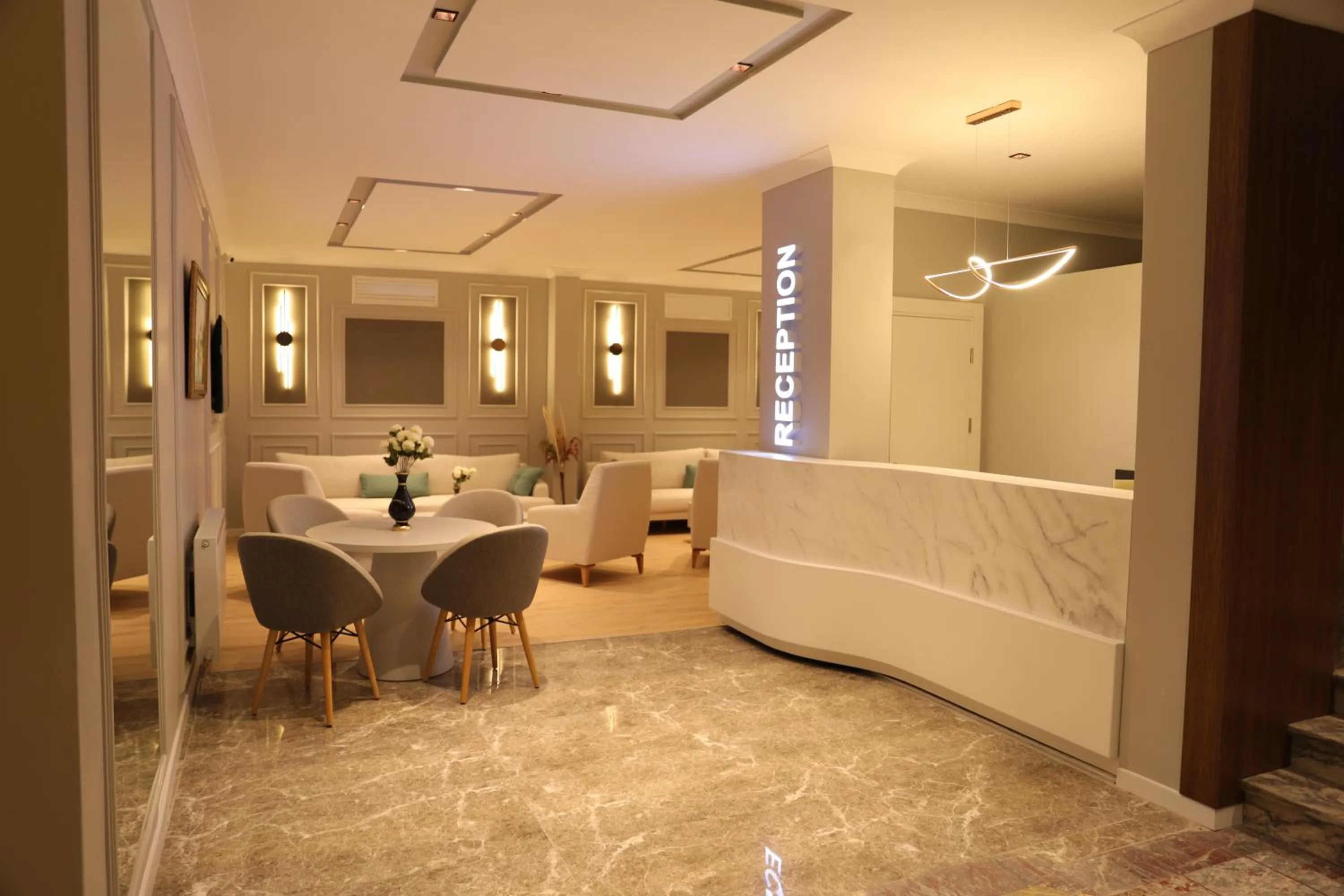 Seating area in Turkuaz Hotel