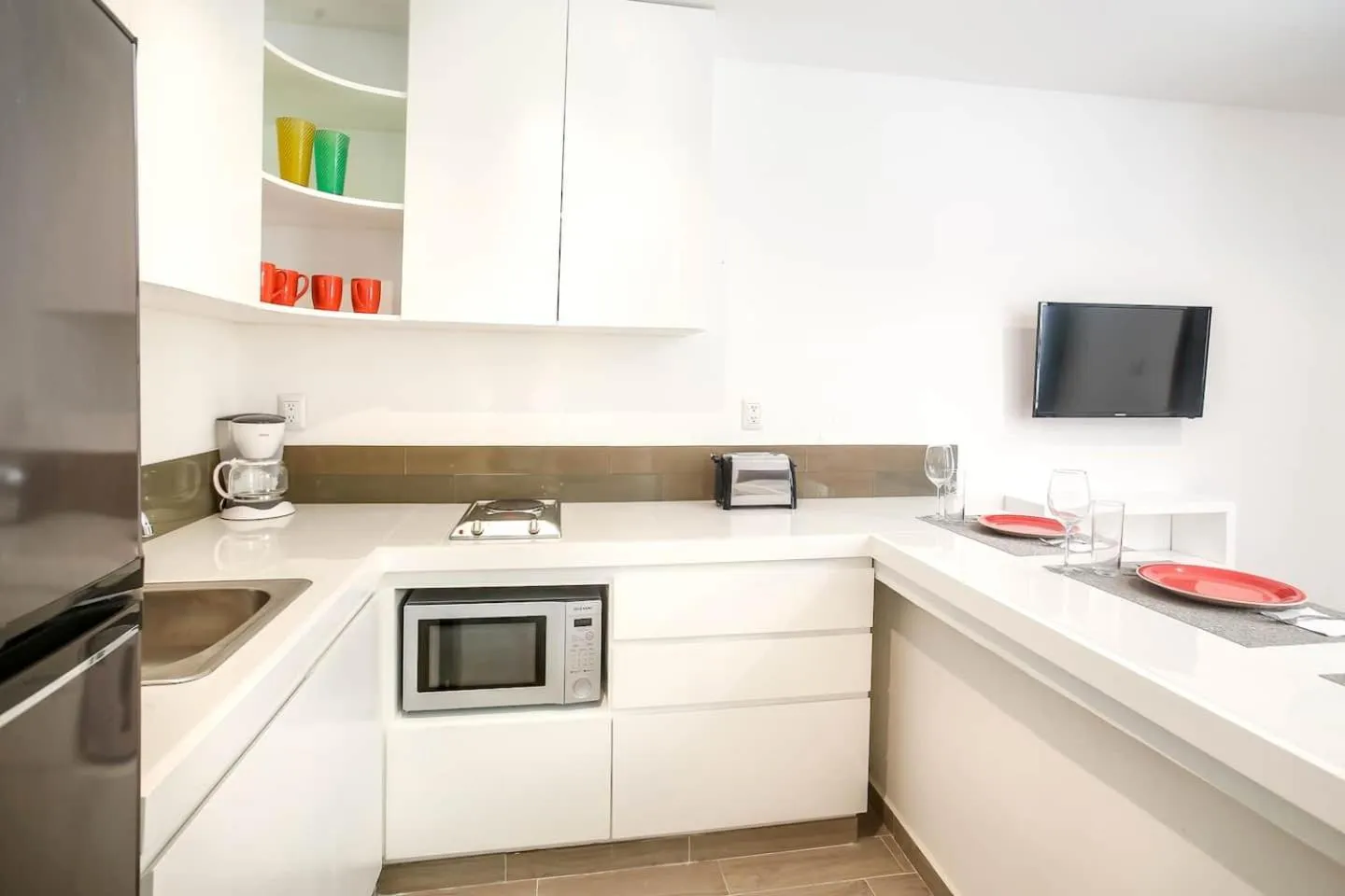 Valentina Suites by Las Flores Vacation Rentals