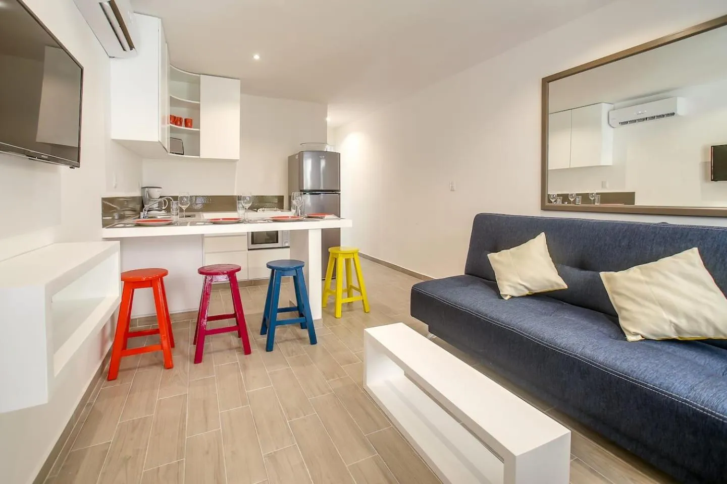 Valentina Suites by Las Flores Vacation Rentals