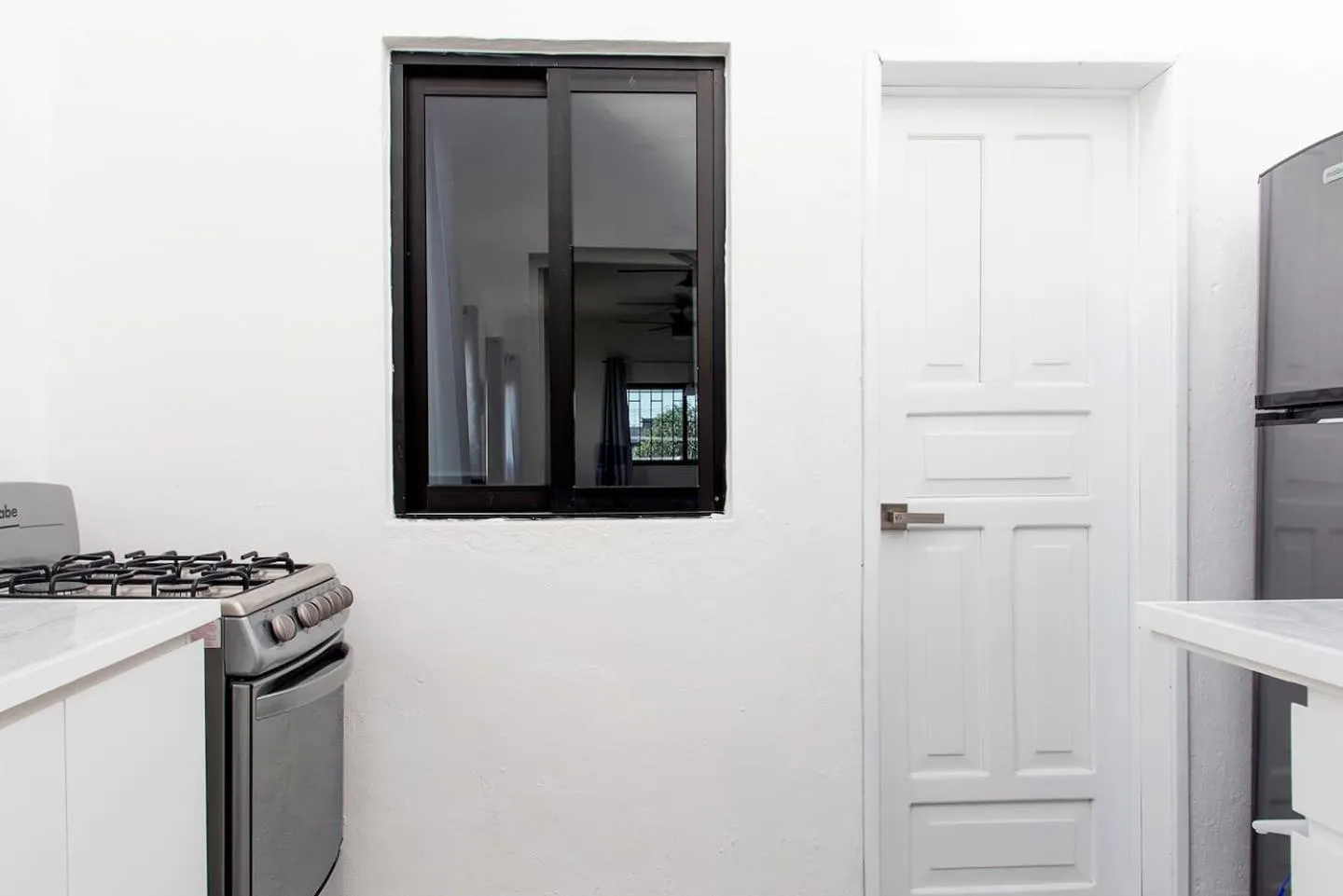 Valentina Suites by Las Flores Vacation Rentals