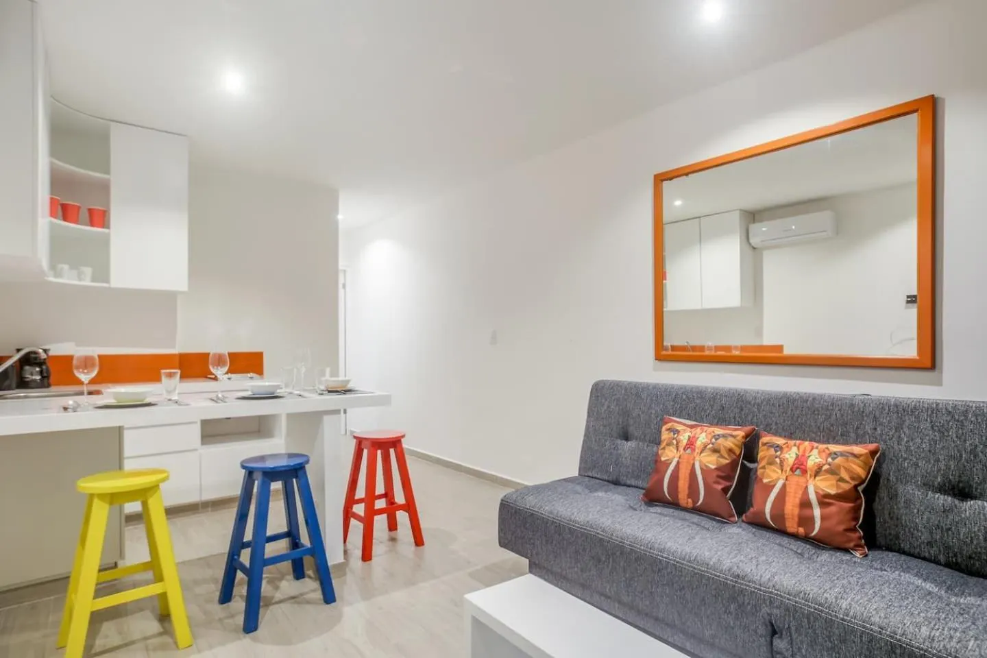 Valentina Suites by Las Flores Vacation Rentals