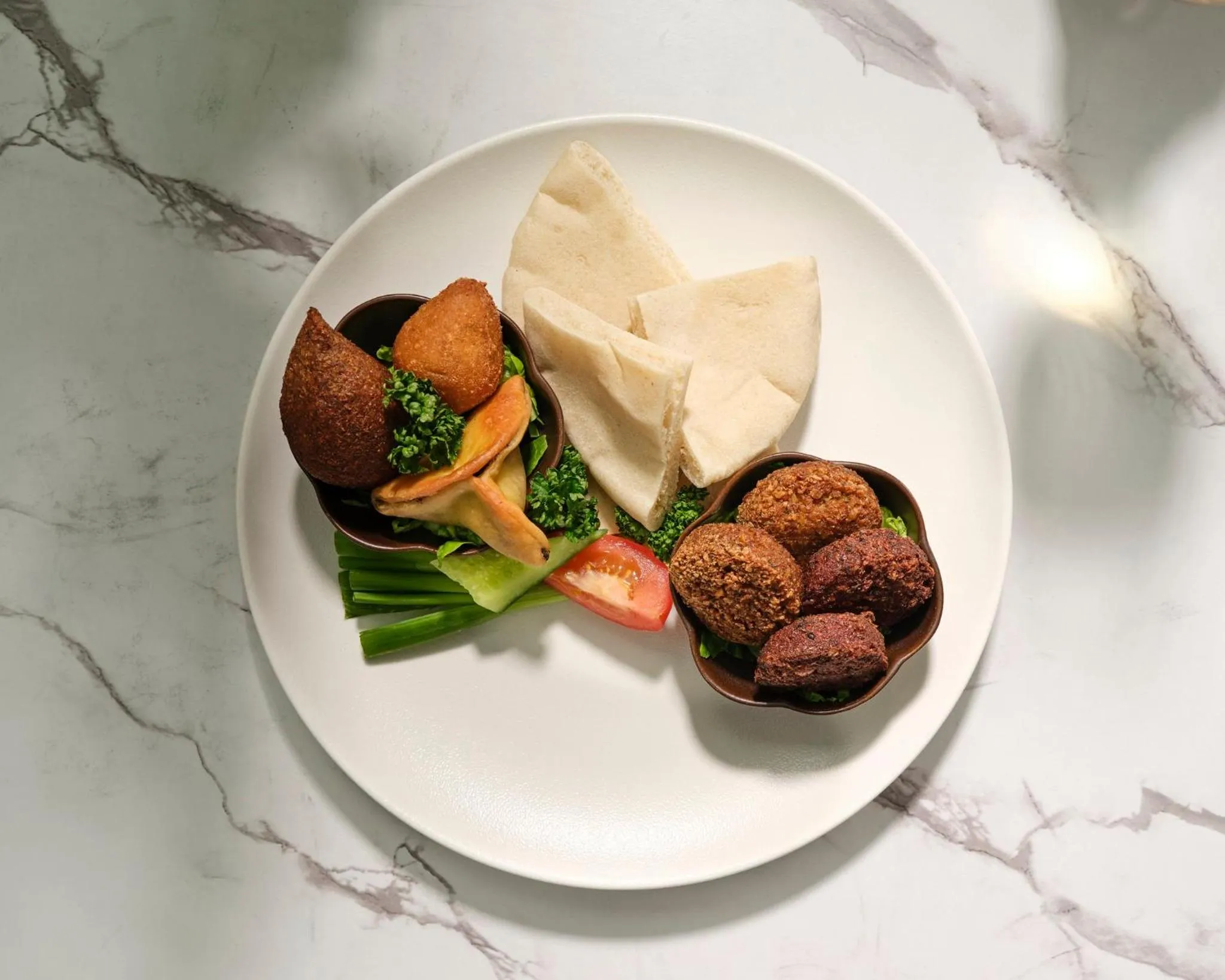 Restaurant/places to eat in COMO Metropolitan London