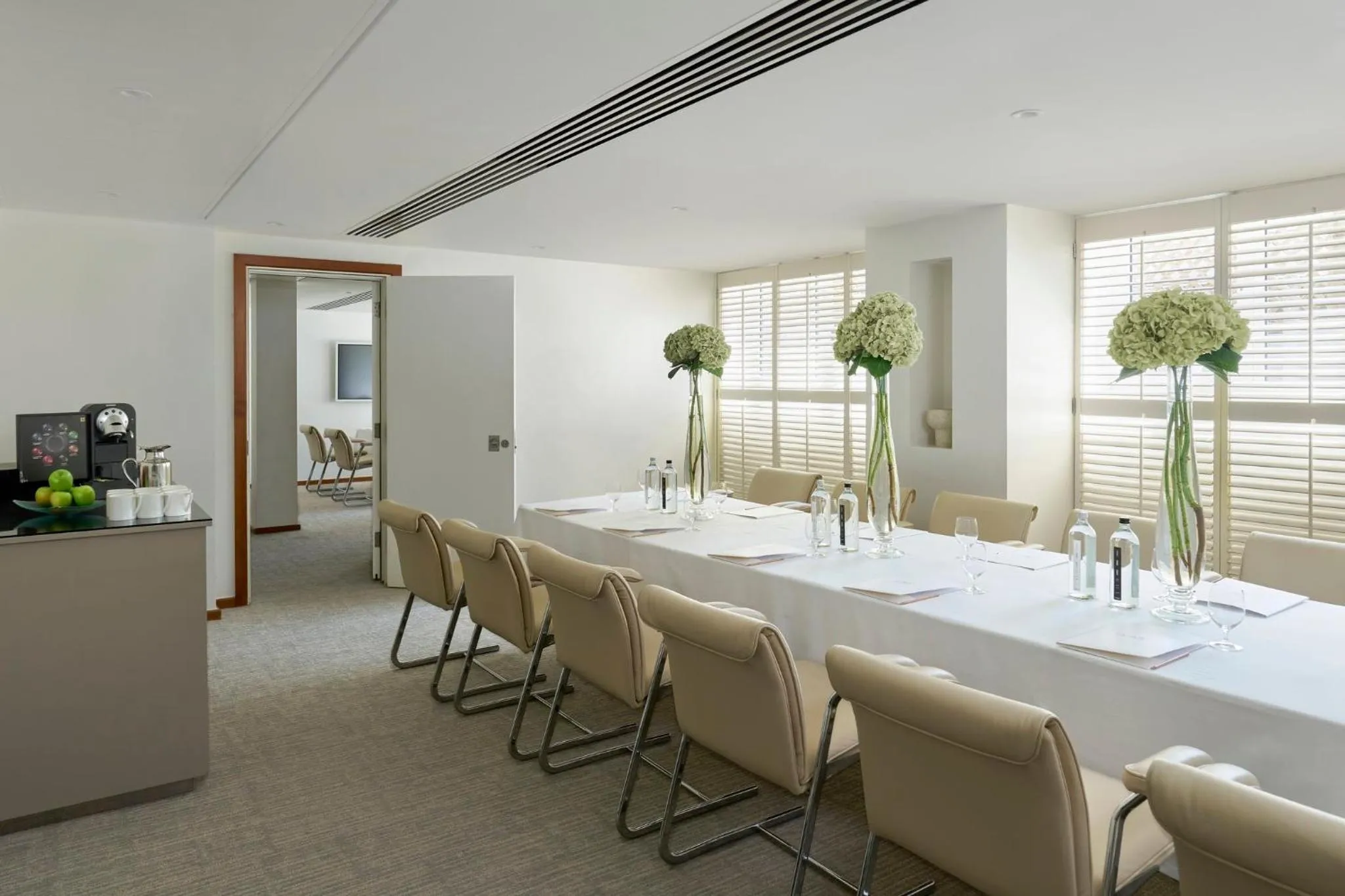 Business facilities in COMO Metropolitan London