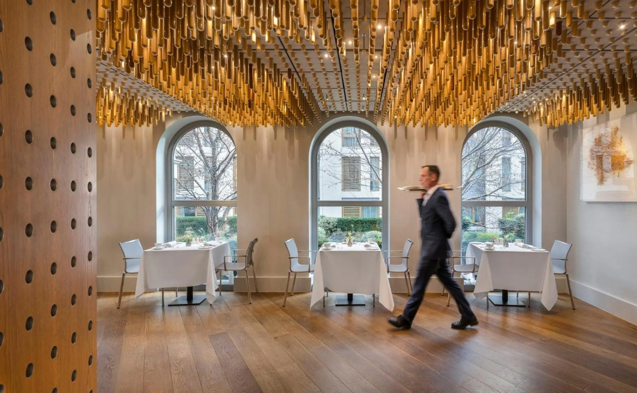 Restaurant/places to eat in COMO The Halkin