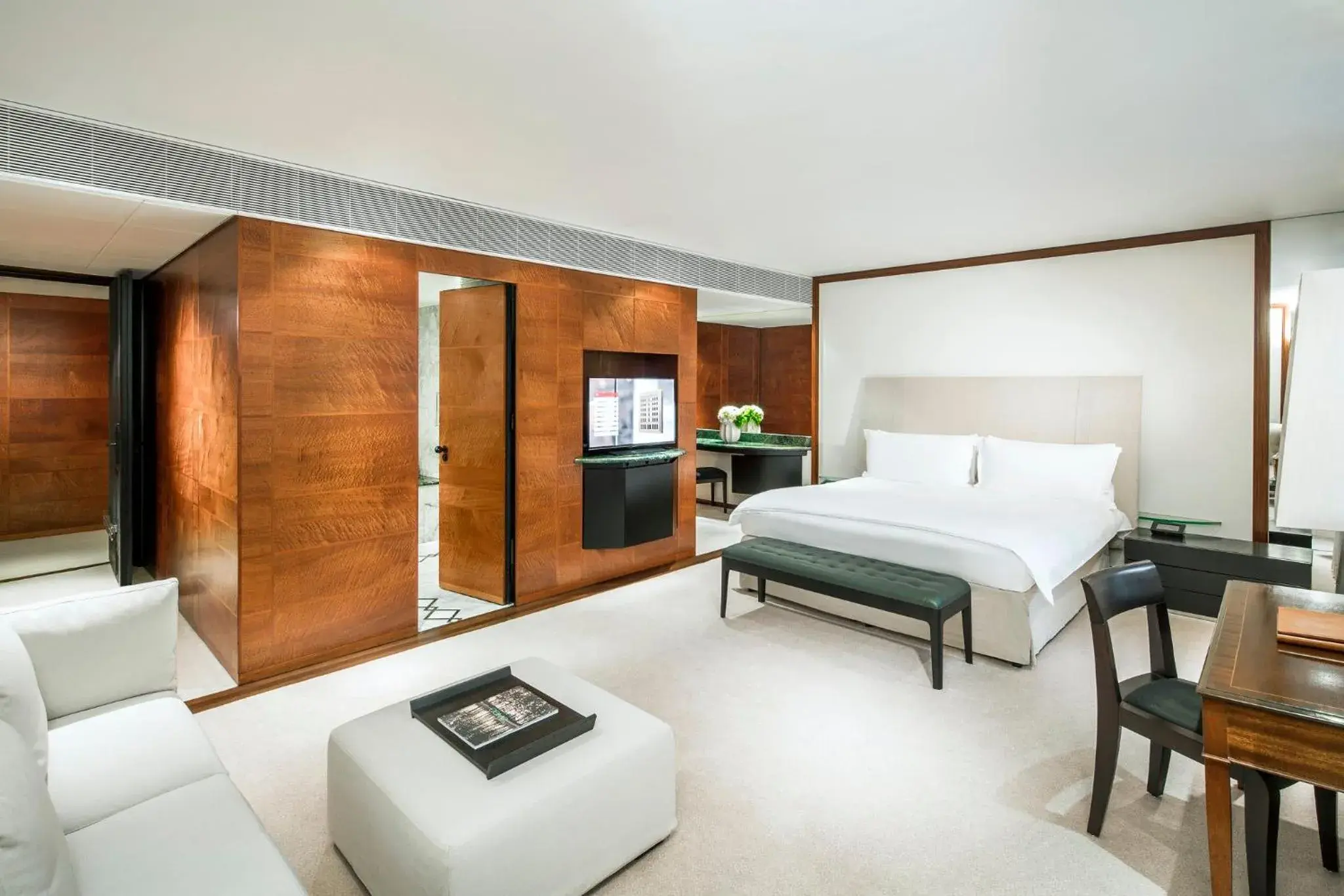 Photo of the whole room, Bed in COMO The Halkin Photo of the whole room, Bed in COMO The Halkin
