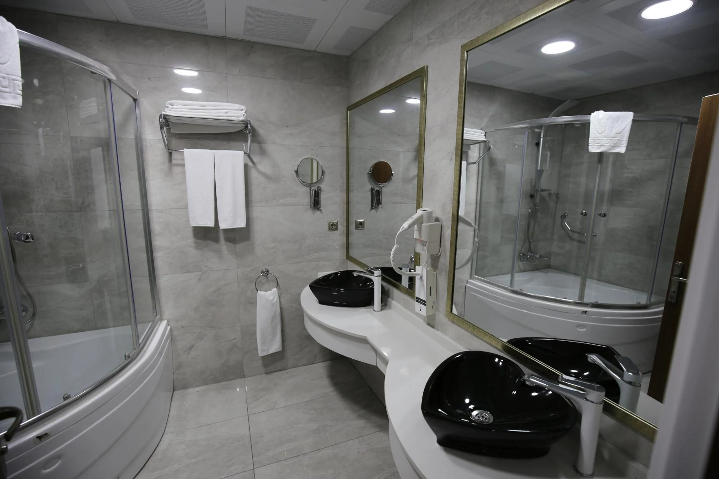 Night in Seckin Hotel