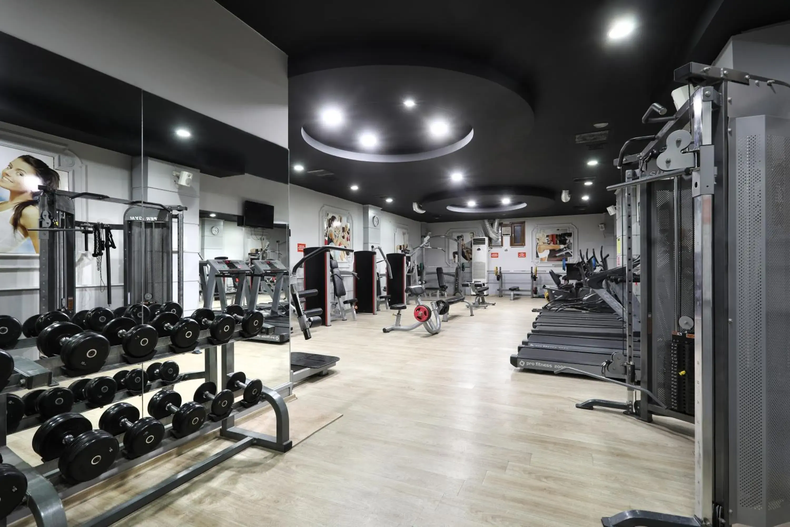 Fitness centre/facilities in Seckin Hotel Fitness centre/facilities in Seckin Hotel
