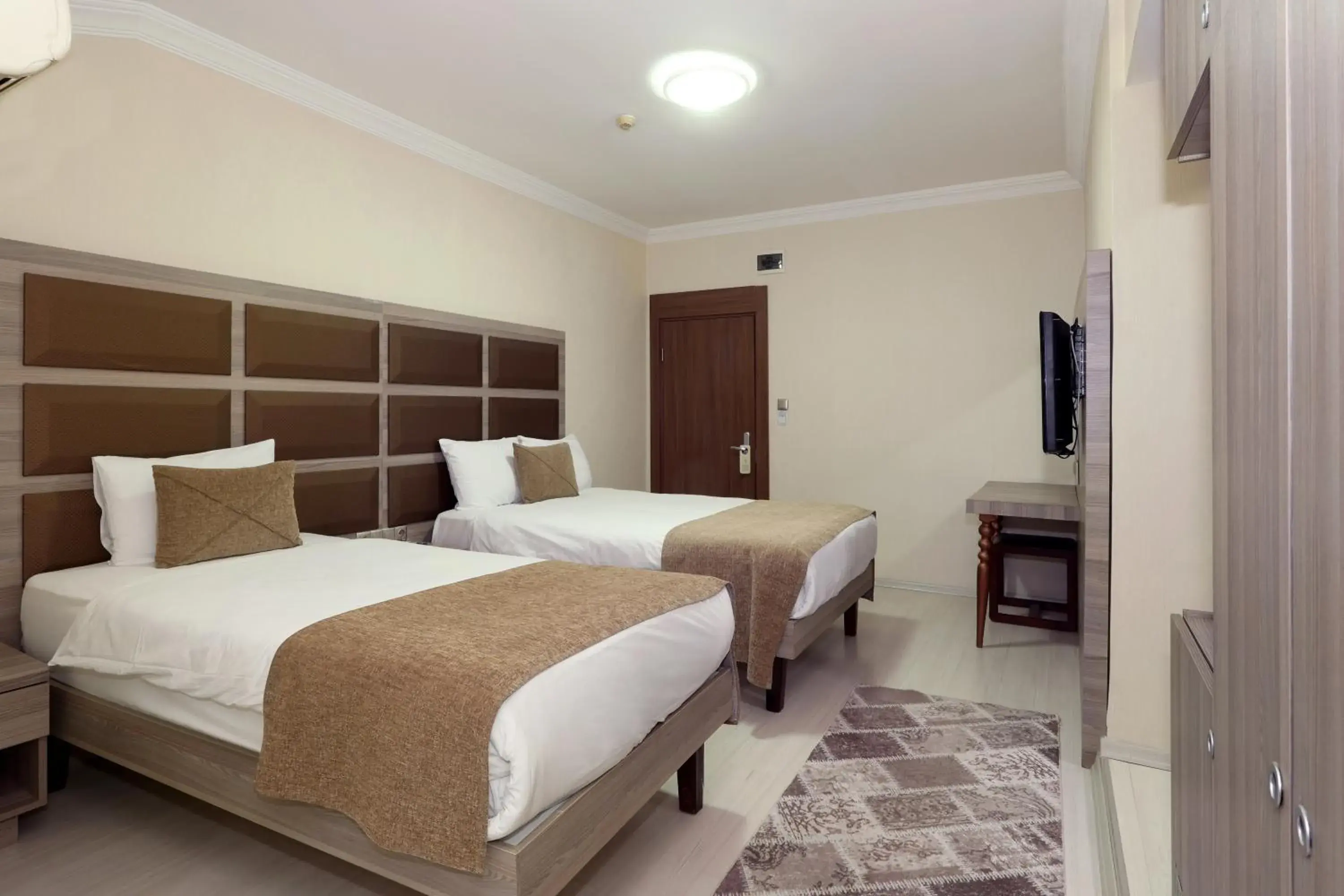 Photo of the whole room, Bed in Seckin Hotel Photo of the whole room, Bed in Seckin Hotel