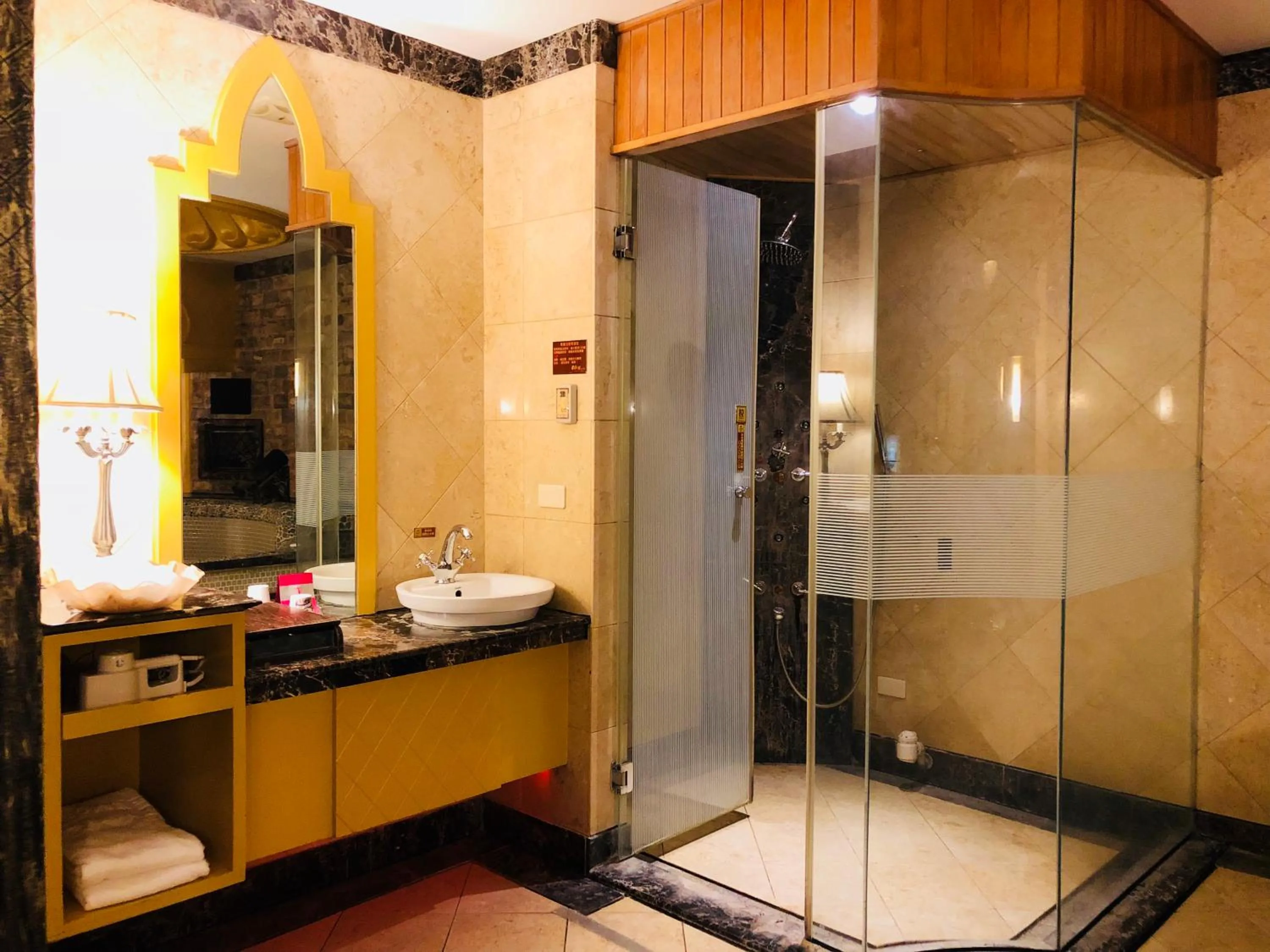 Shower in Hakodate Motel