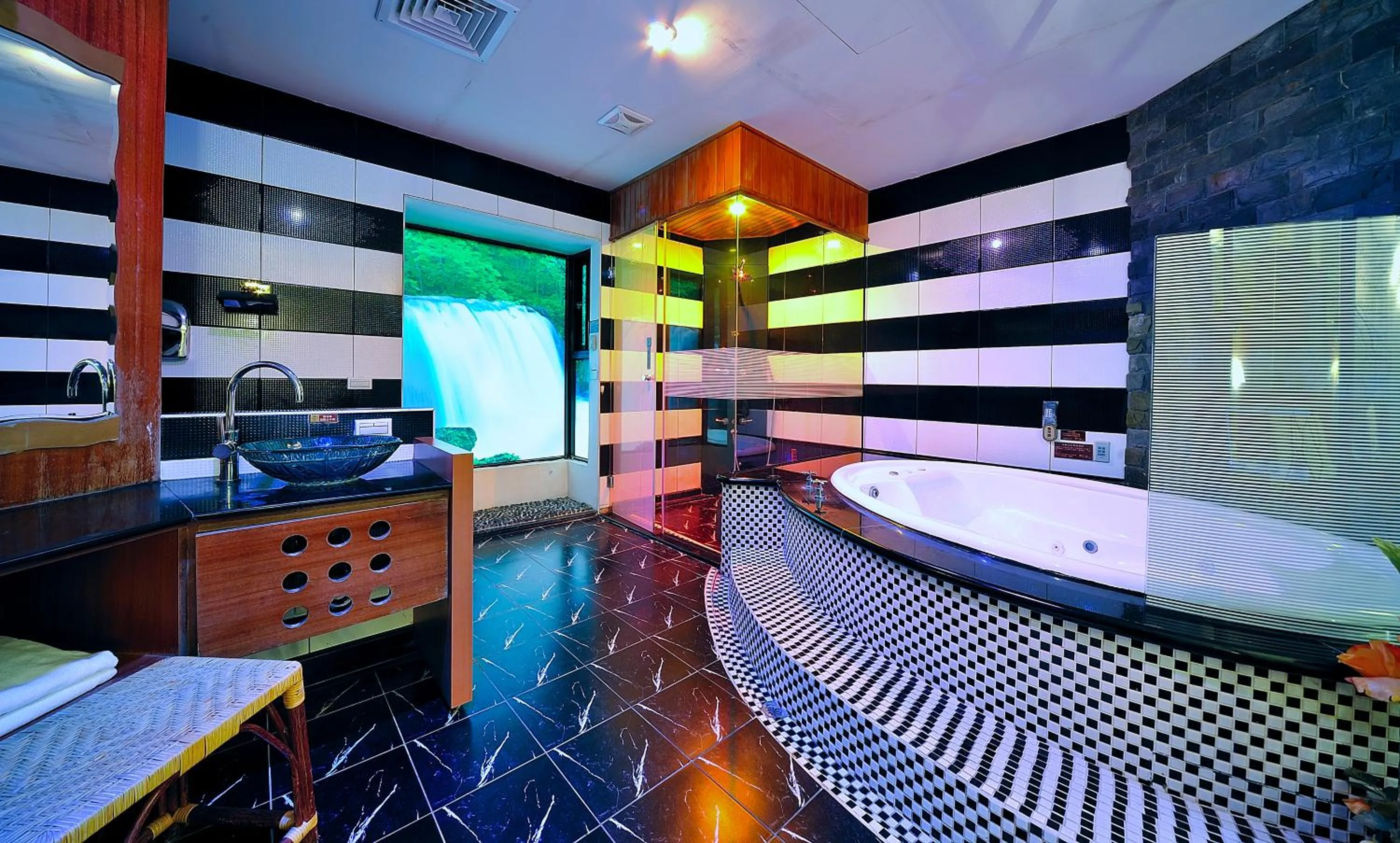 Bathroom in Hakodate Motel
