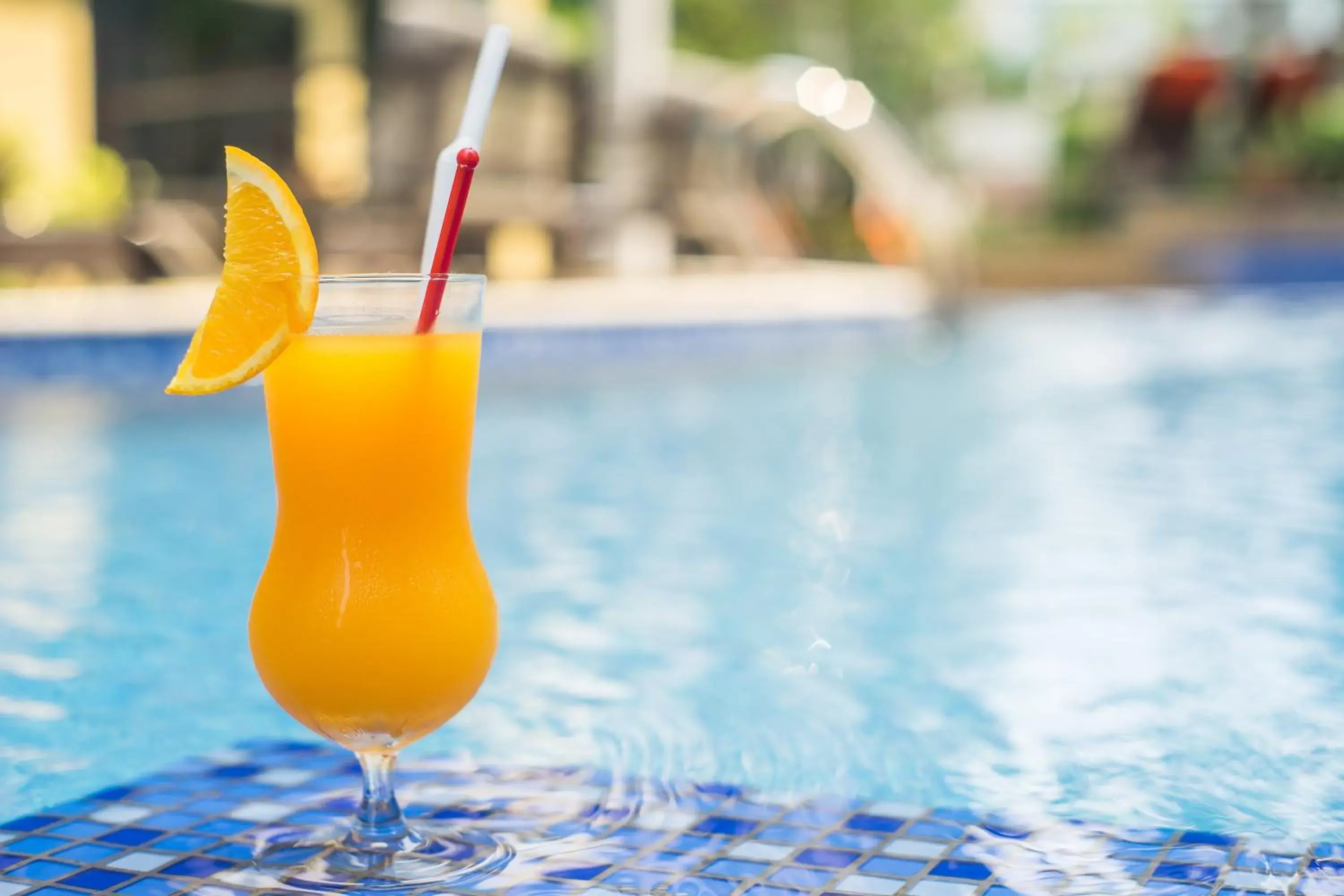 Swimming pool in Citrus Grande Hotel Pattaya by Compass Hospitality Swimming pool in Citrus Grande Hotel Pattaya by Compass Hospitality