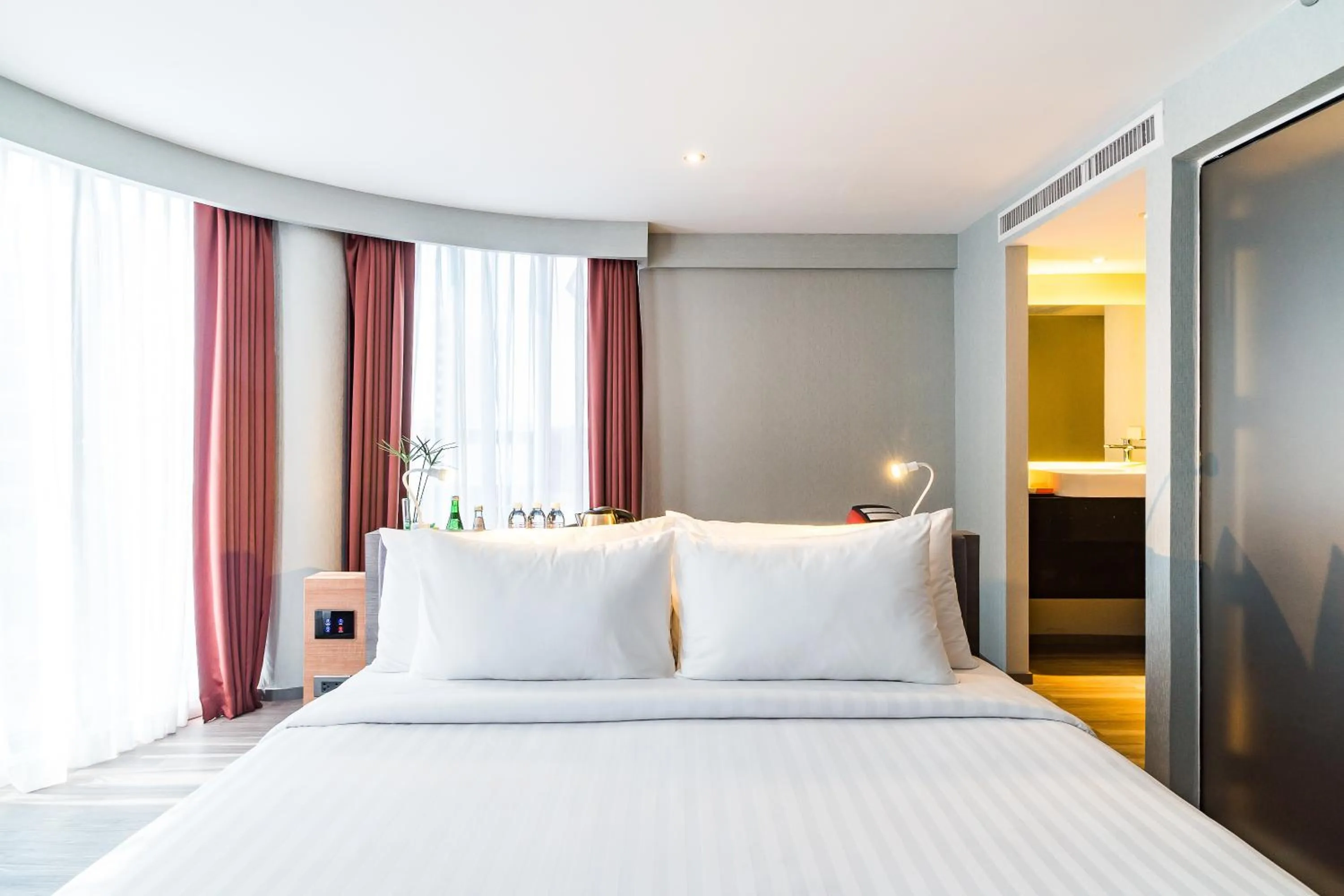 Bedroom, Bed in Citrus Grande Hotel Pattaya by Compass Hospitality