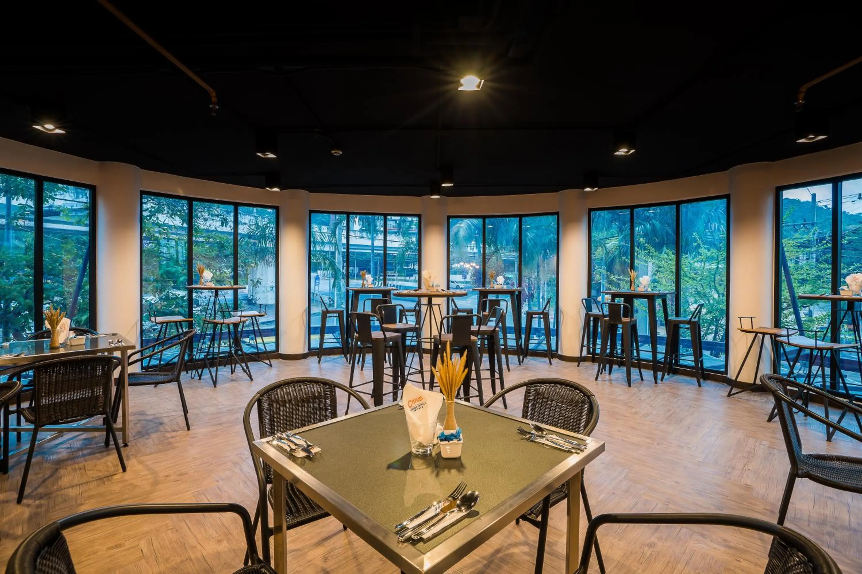 Restaurant/places to eat in Citrus Grande Hotel Pattaya by Compass Hospitality