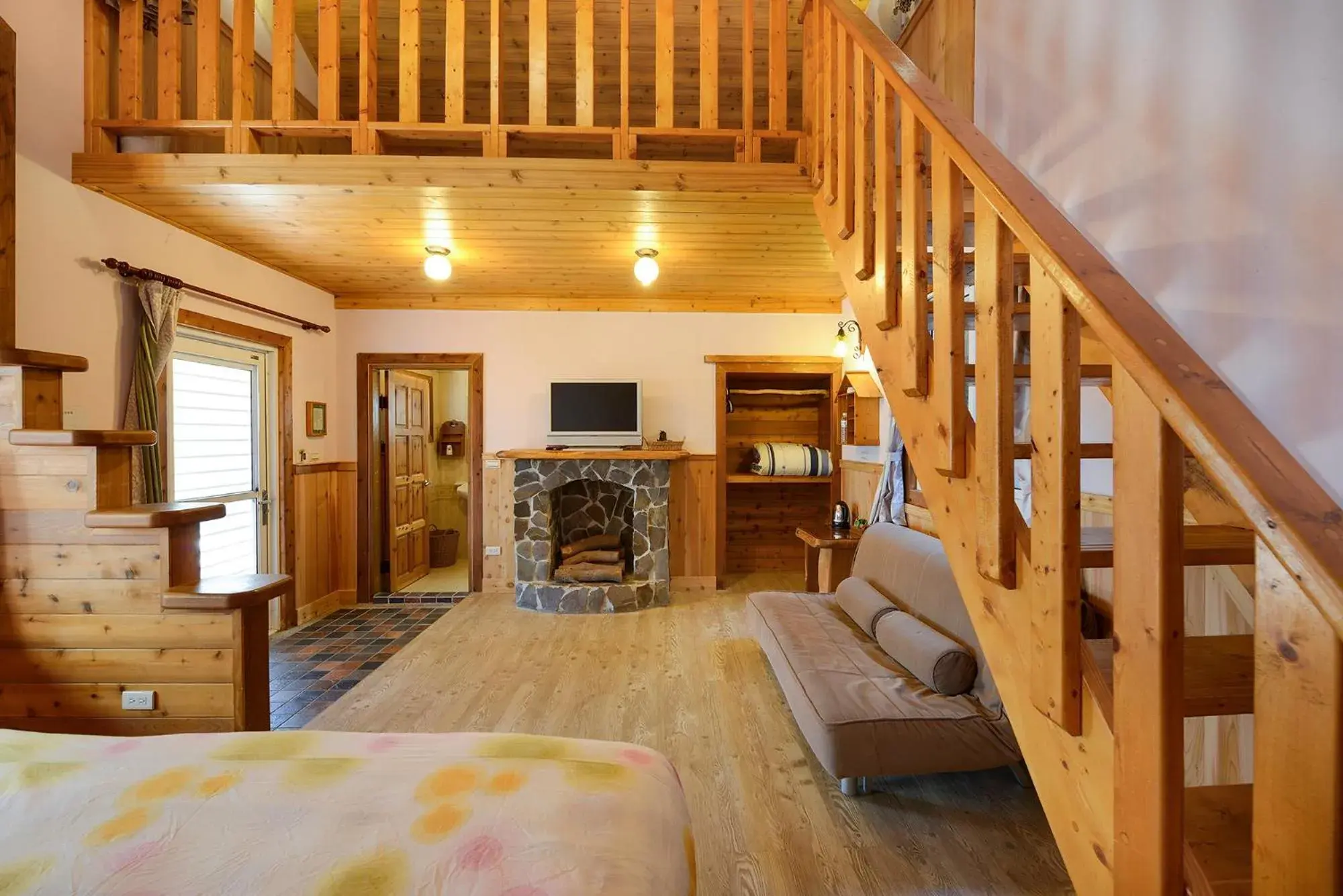 Bed in Aurora Villa Bed in Aurora Villa