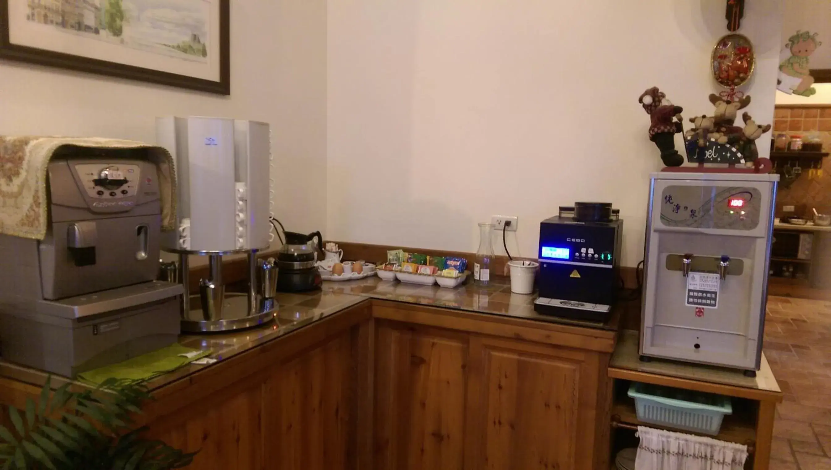 Food in Aurora Villa Food in Aurora Villa