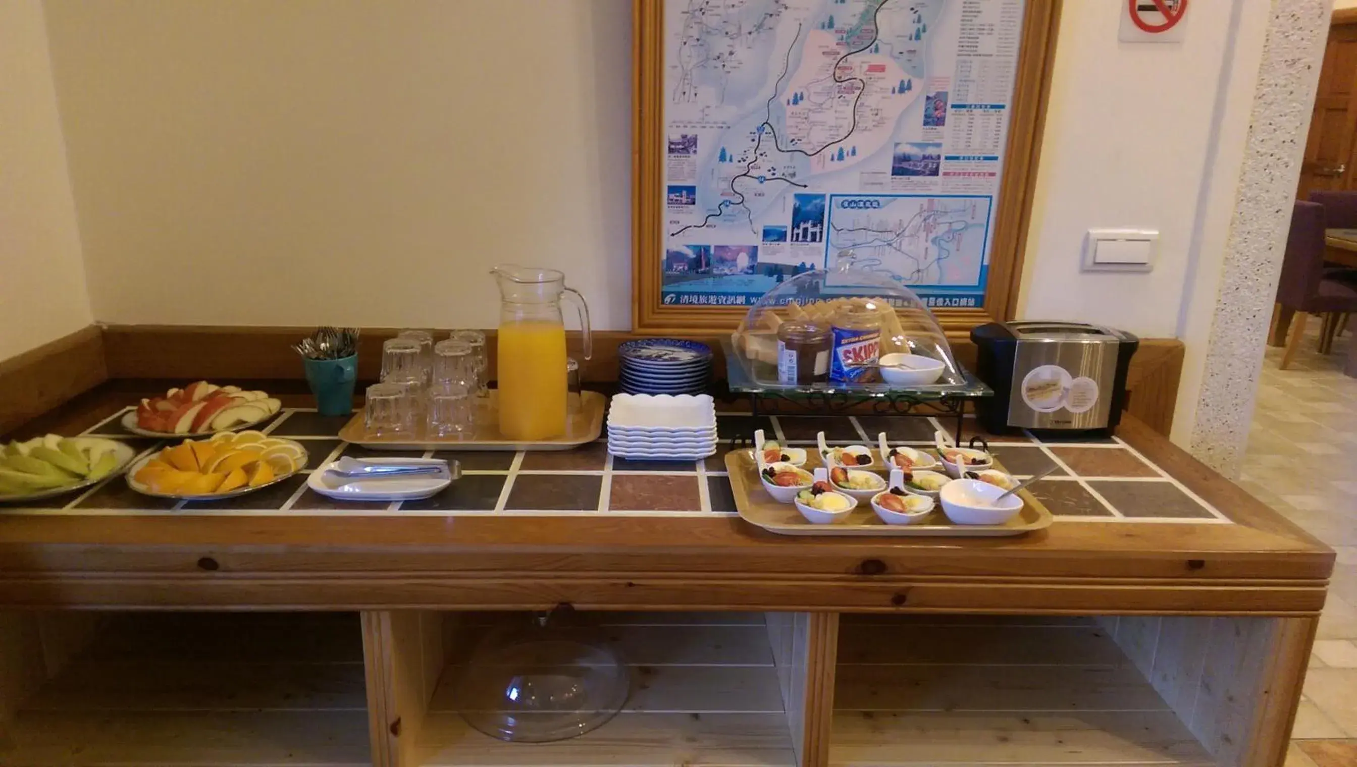 Food in Aurora Villa Food in Aurora Villa