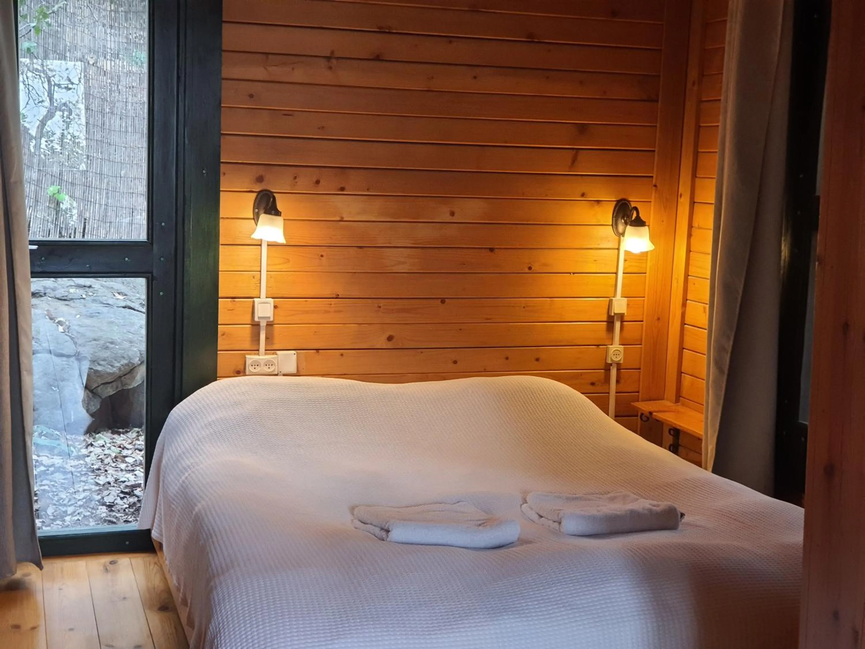 Bed in Eretz Hagalil - Land of Galilee