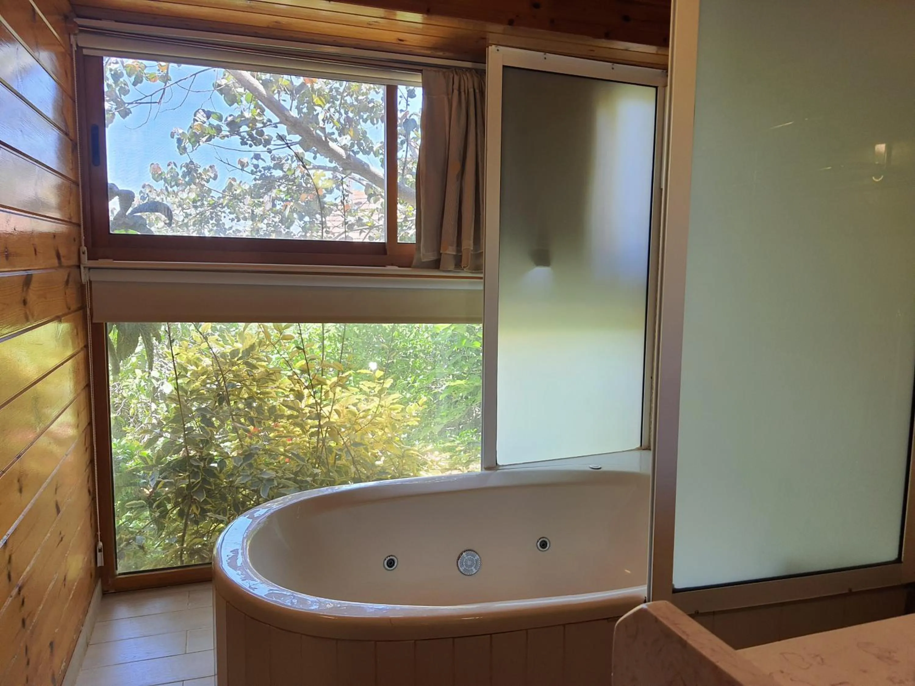 Hot Tub in Eretz Hagalil - Land of Galilee