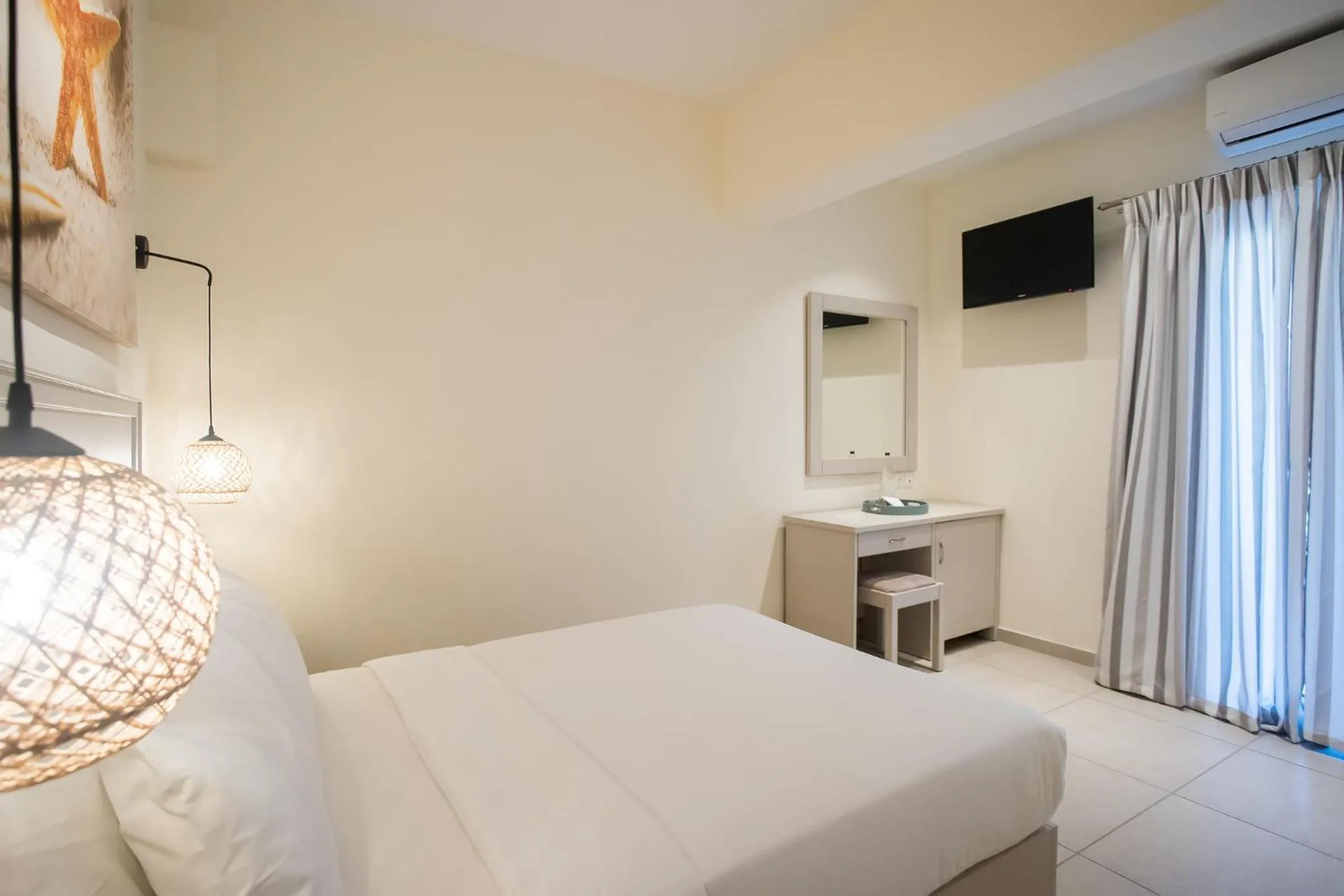 Standard Single Room in Telesilla Hotel