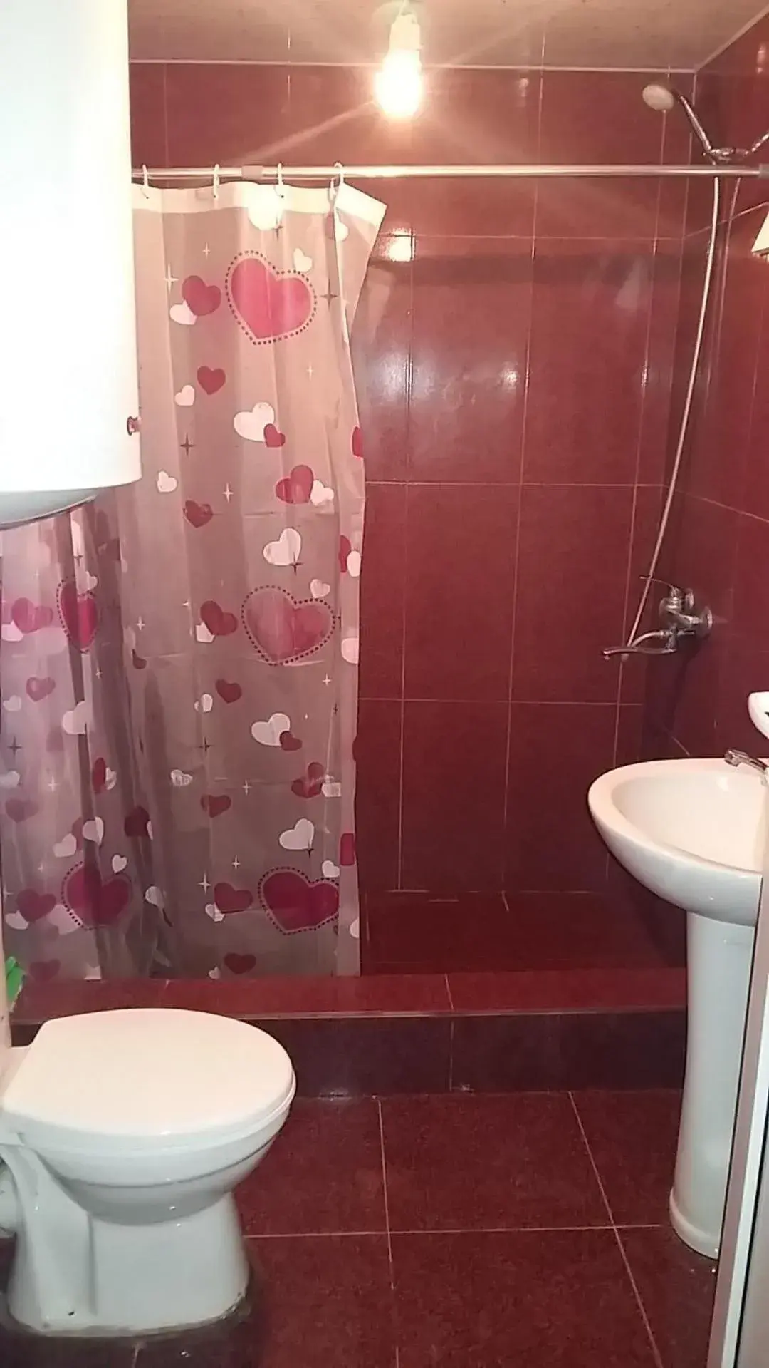 Budget Single Room - single occupancy in Jeiran Japaridze's Guesthouse Budget Single Room - single occupancy in Jeiran Japaridze's Guesthouse