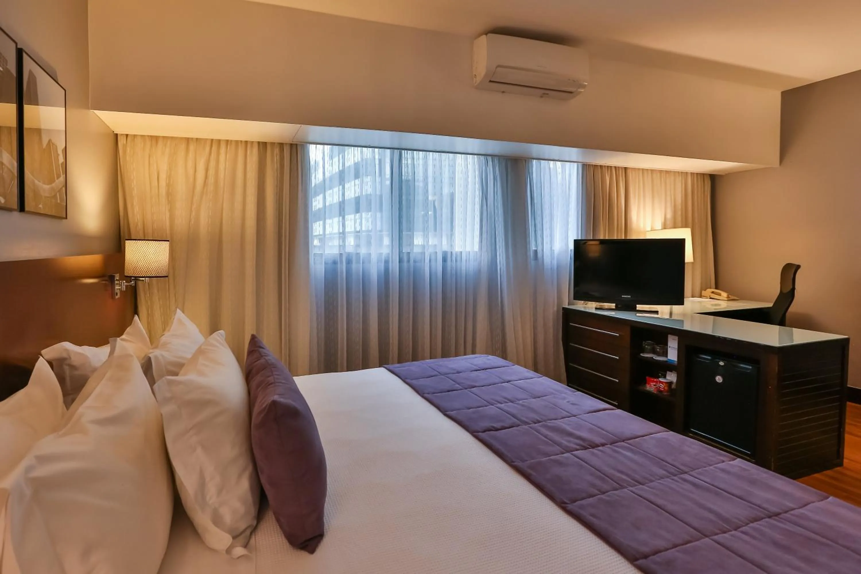 Bedroom, Bed in Wyndham São Paulo Berrini