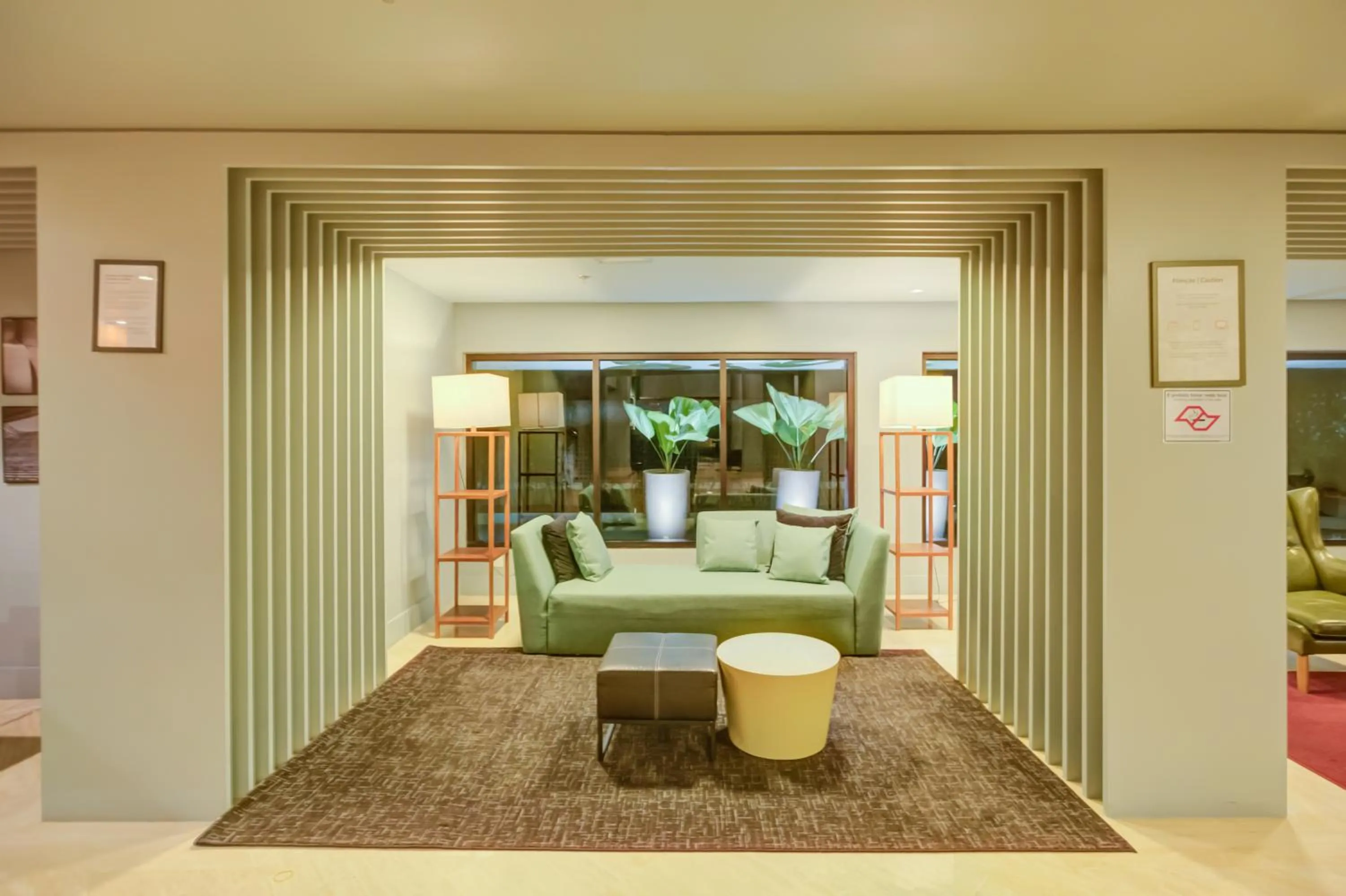 Seating area in Wyndham São Paulo Berrini