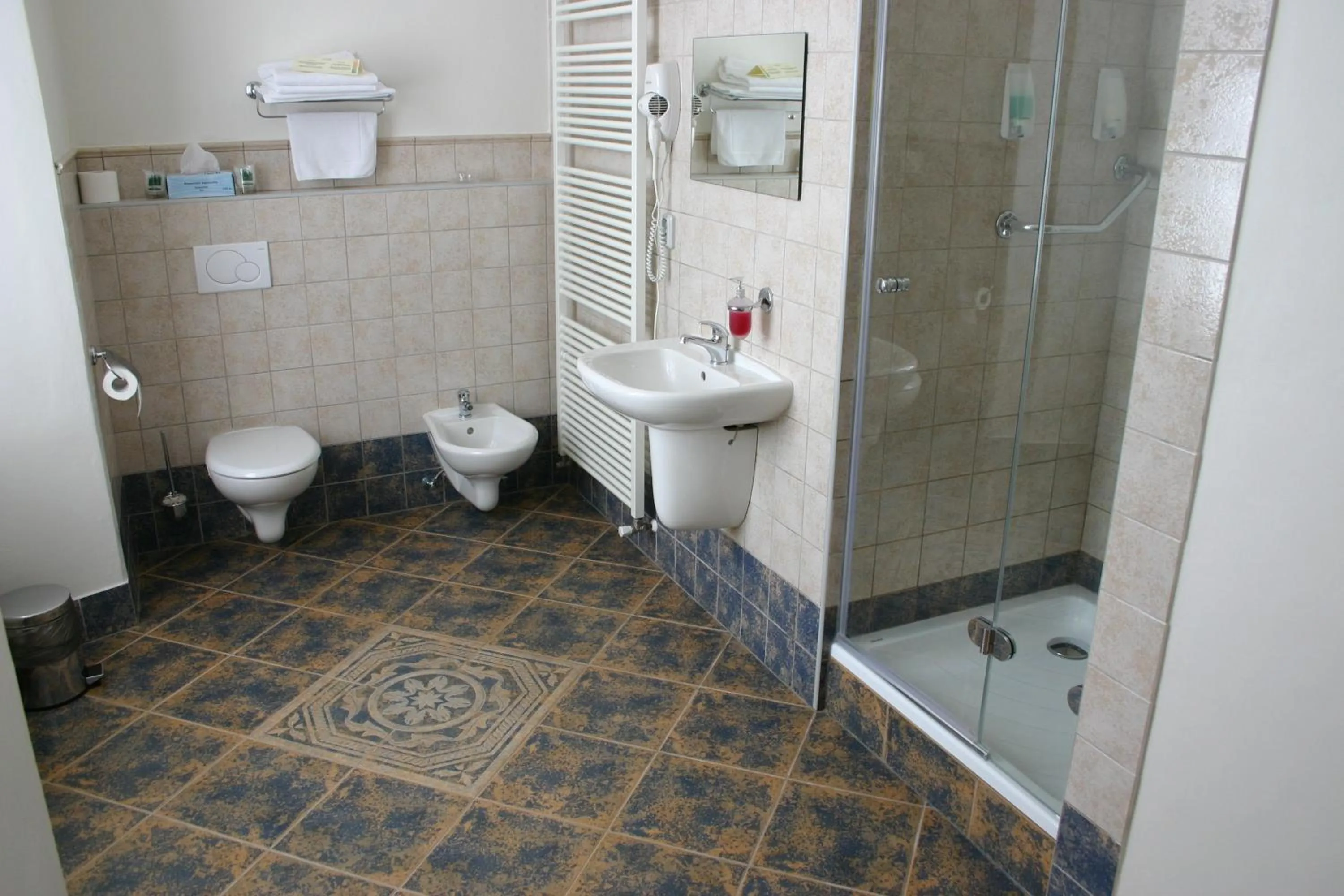 Bathroom in Adalbert Ecohotel