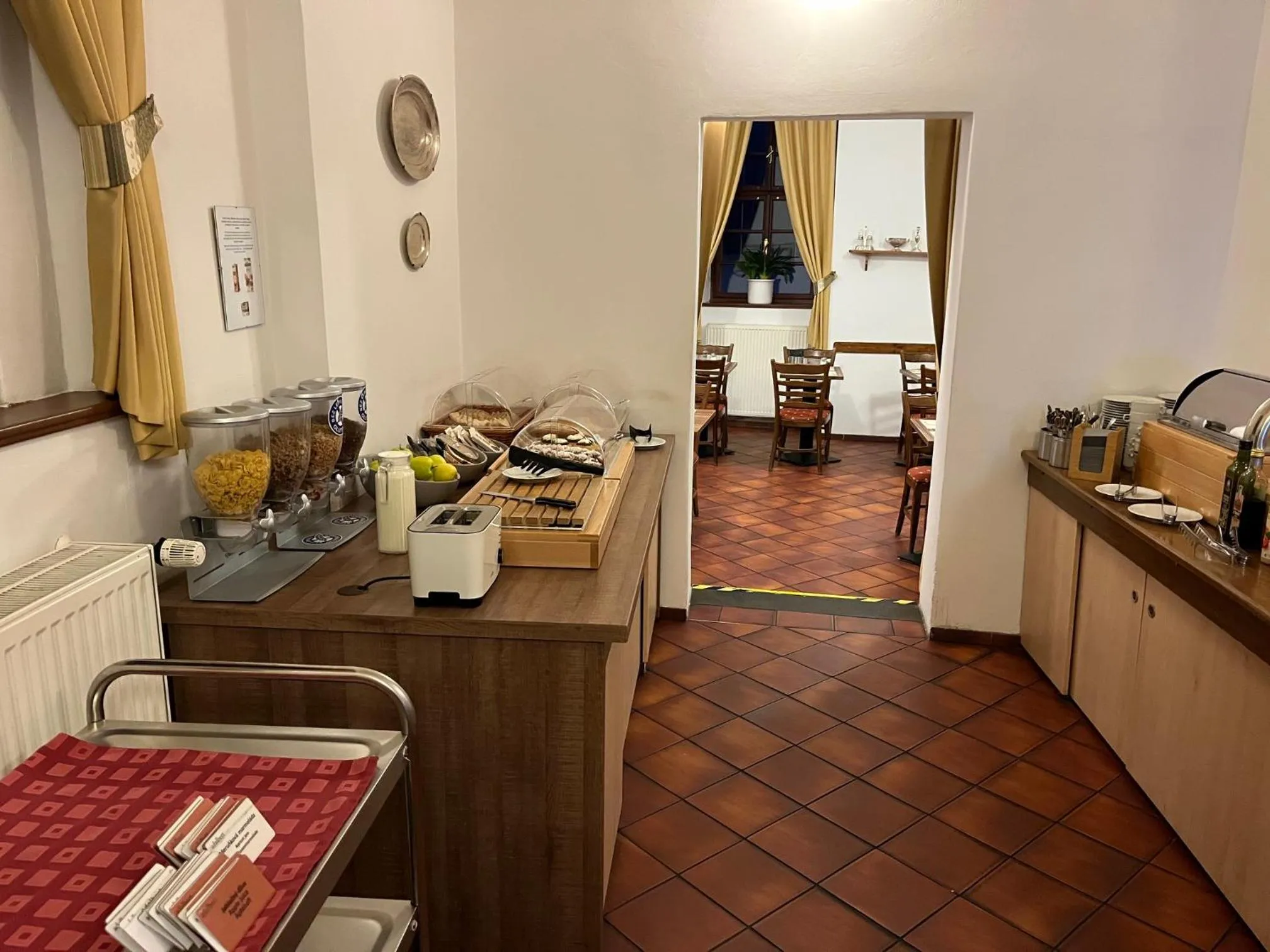 Breakfast in Adalbert Ecohotel