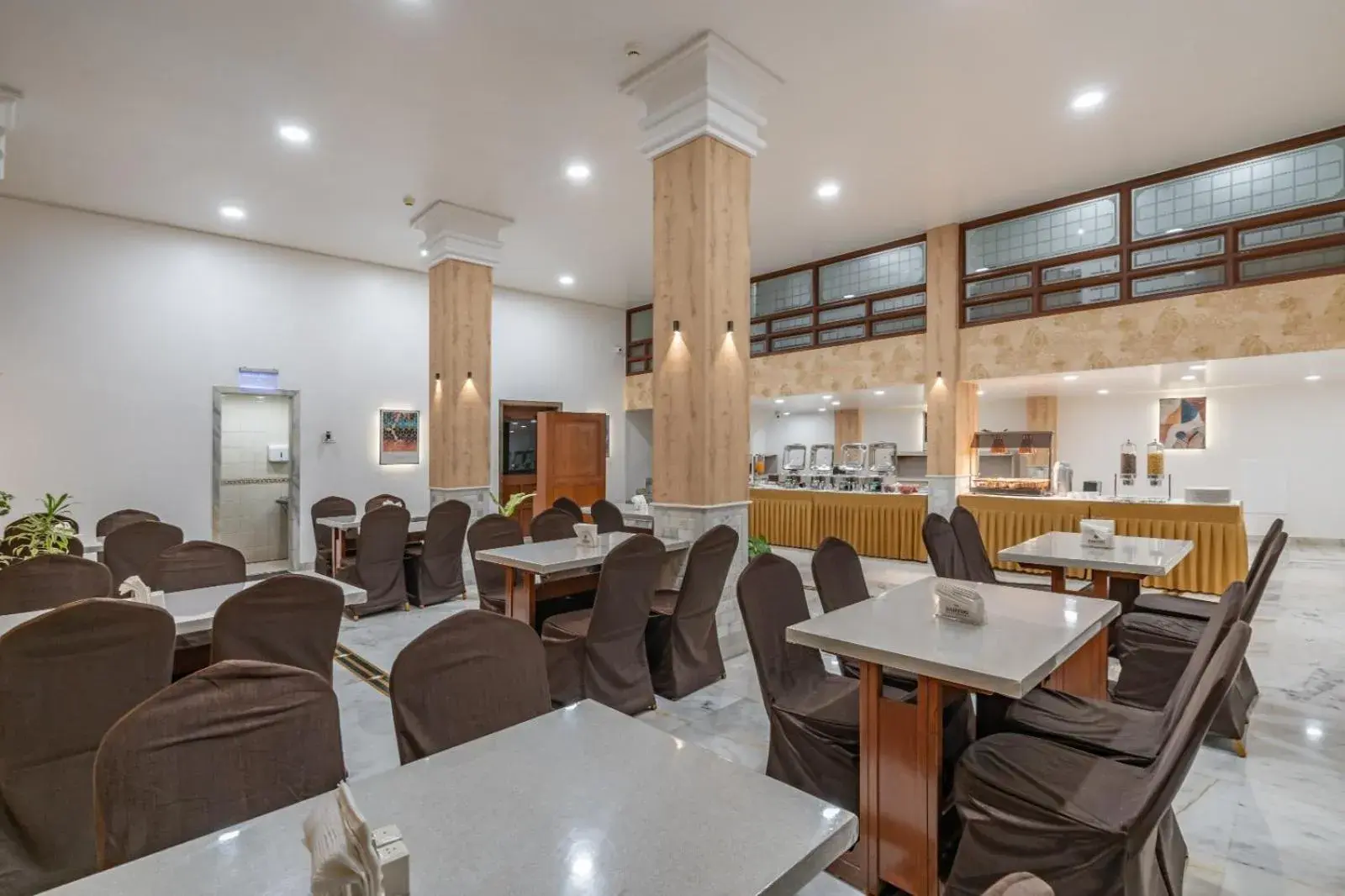 Restaurant/places to eat in Hotel Apex Restaurant/places to eat in Hotel Apex