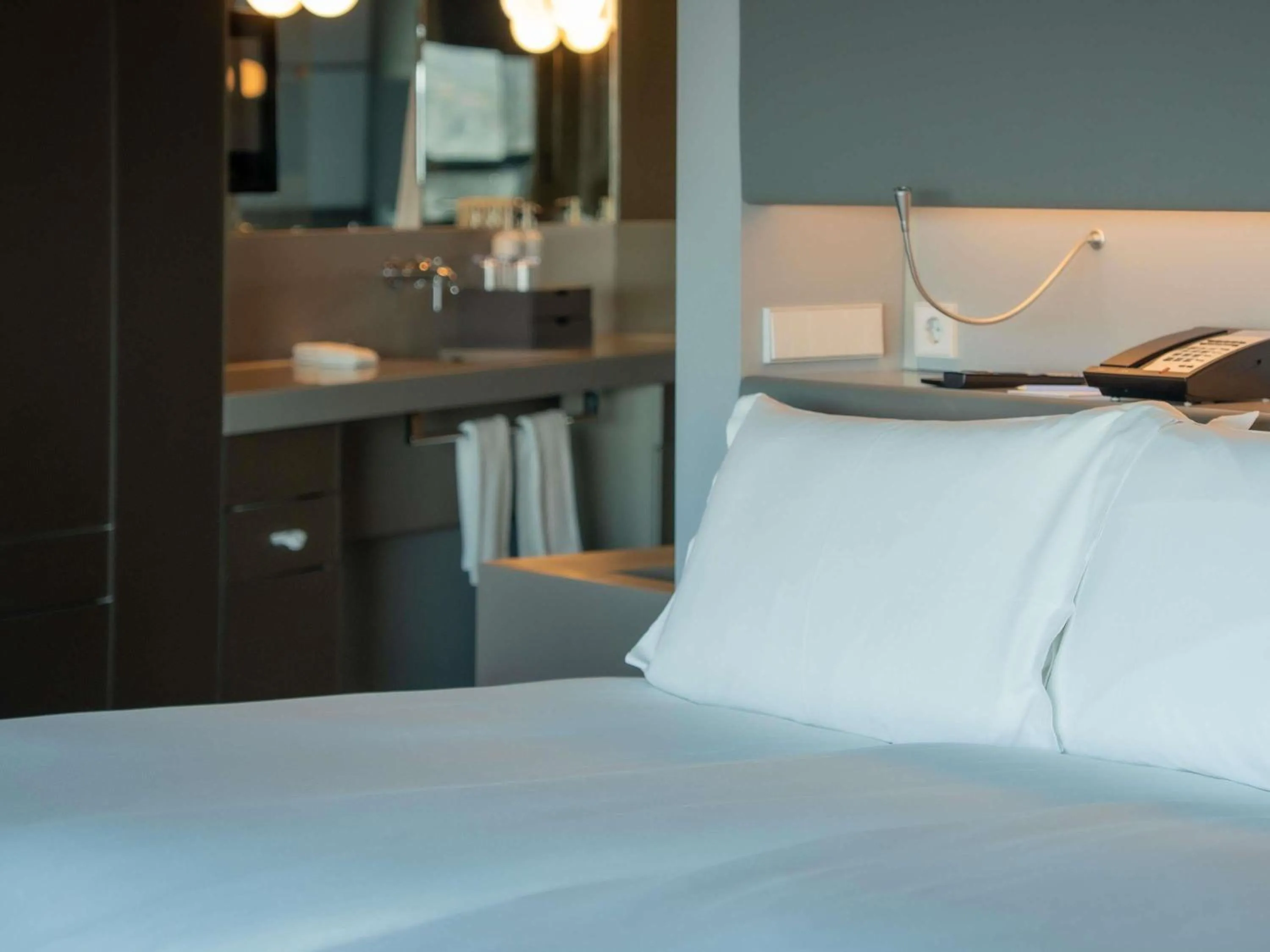 Bedroom, Bed in SO/ Vienna