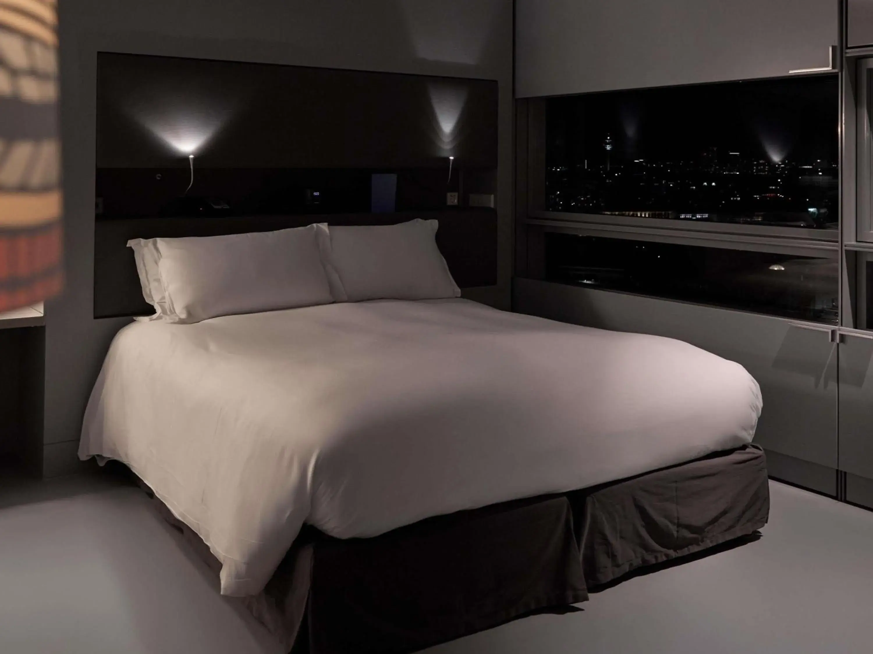 Bedroom, Bed in SO/ Vienna Bedroom, Bed in SO/ Vienna