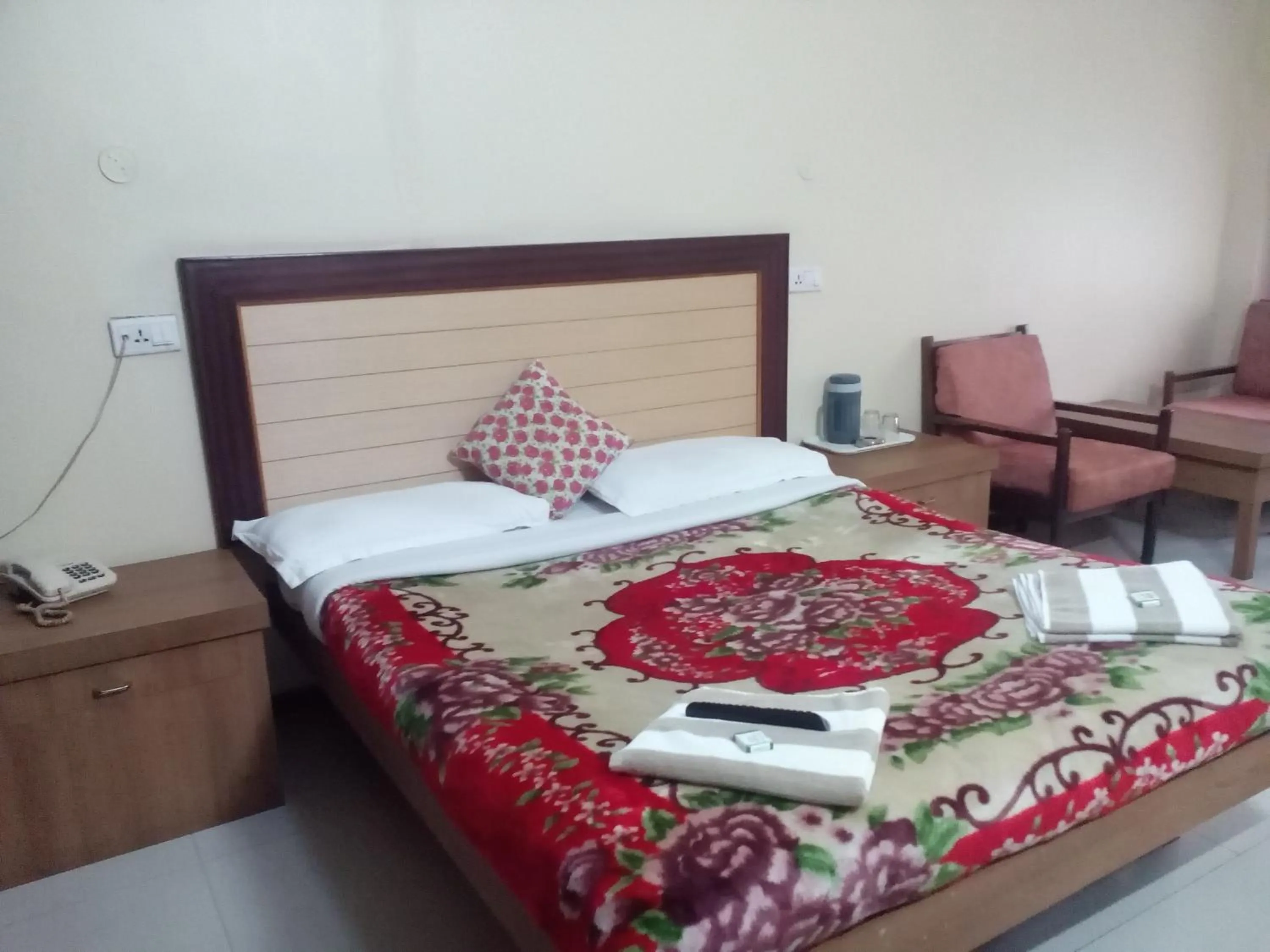 Bedroom in Hotel Preethi Palace