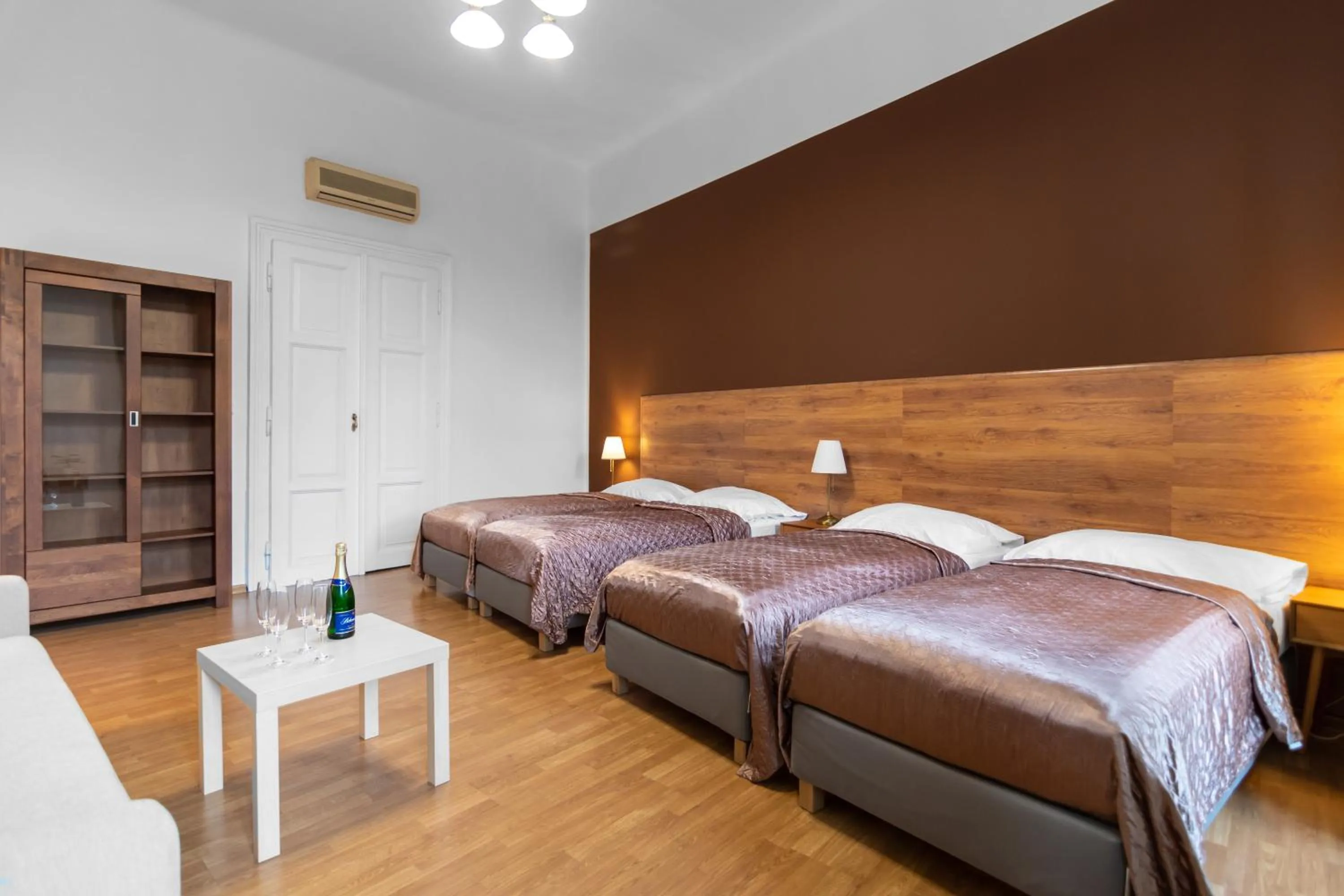 Bedroom, Bed in Hotel Museum