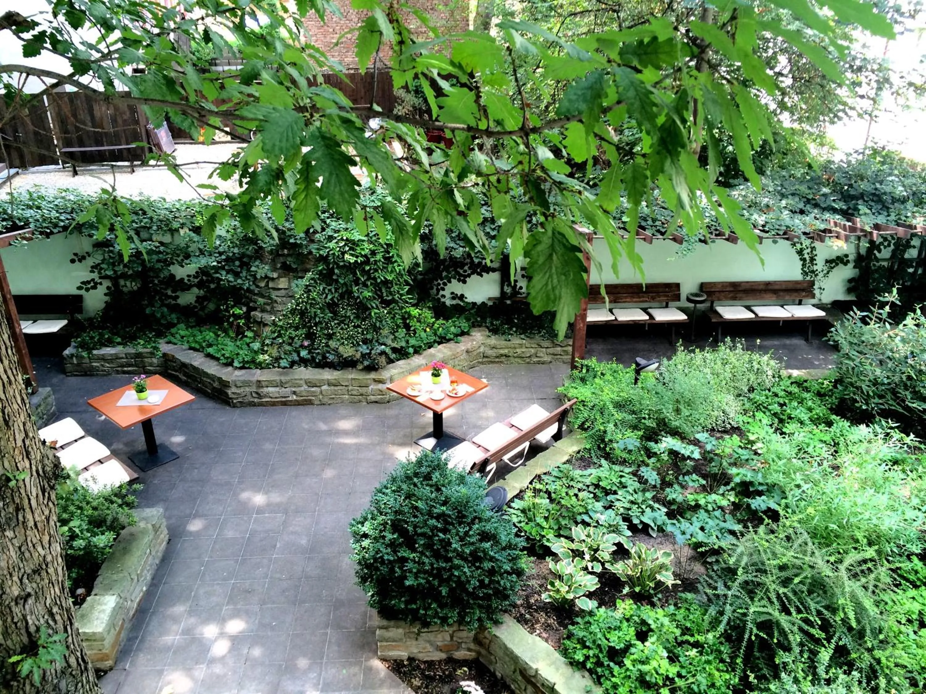 Garden in Hotel Museum