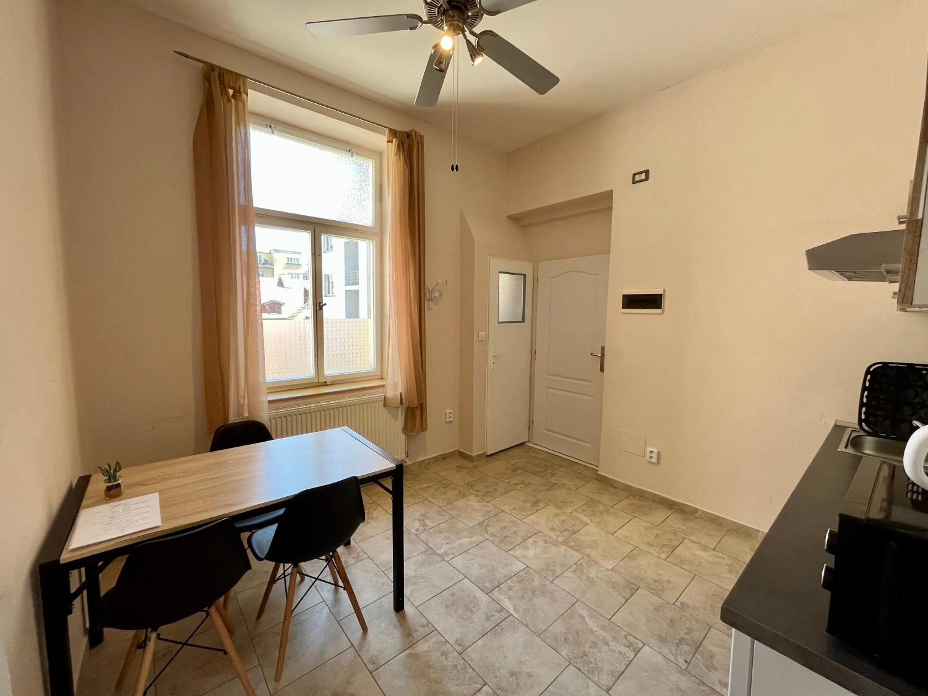 Kitchen or kitchenette in Casa Italia Prague