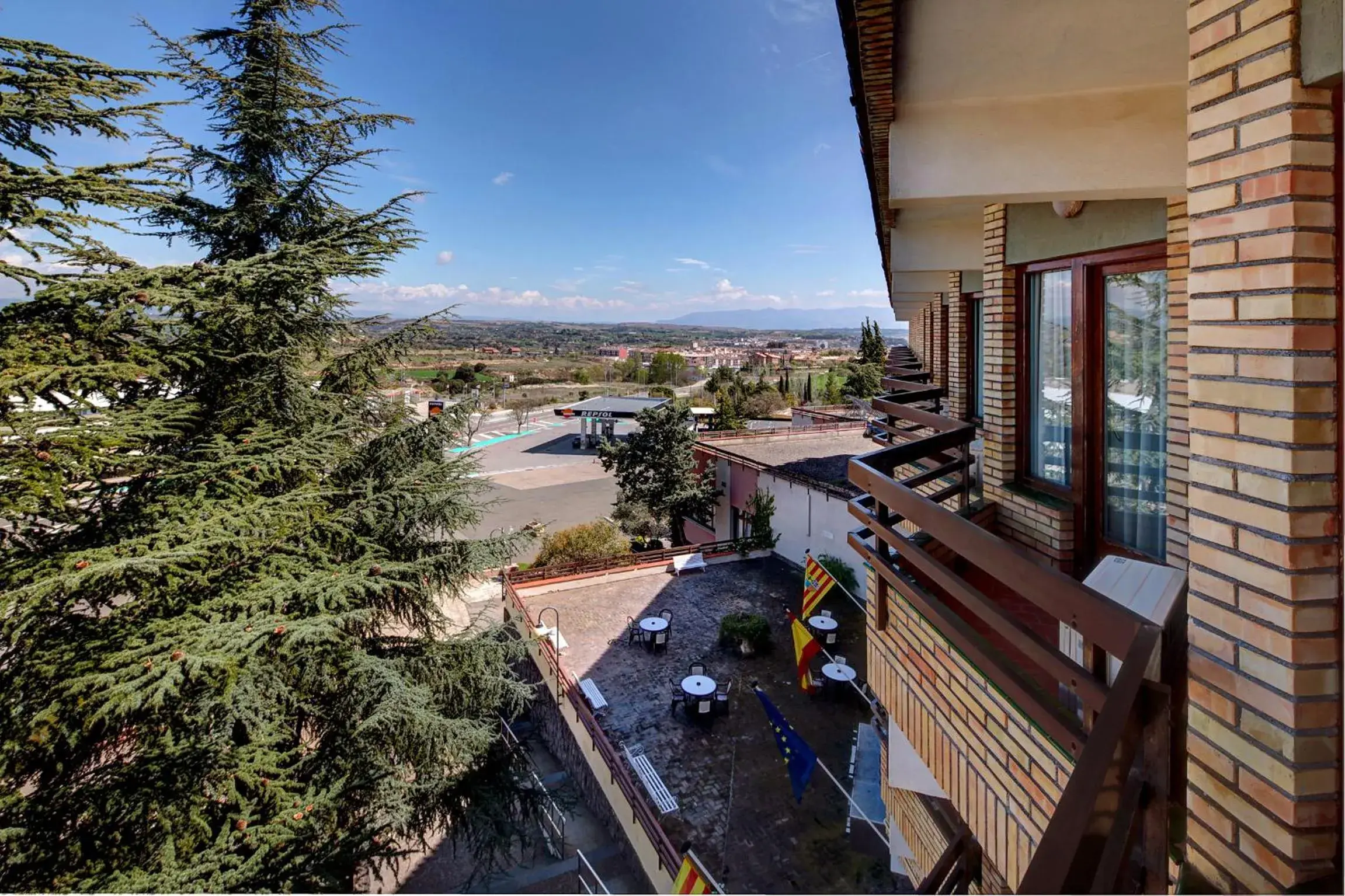 Garden view in Hotel Rey Sancho Ramírez Somontano SL Garden view in Hotel Rey Sancho Ramírez Somontano SL