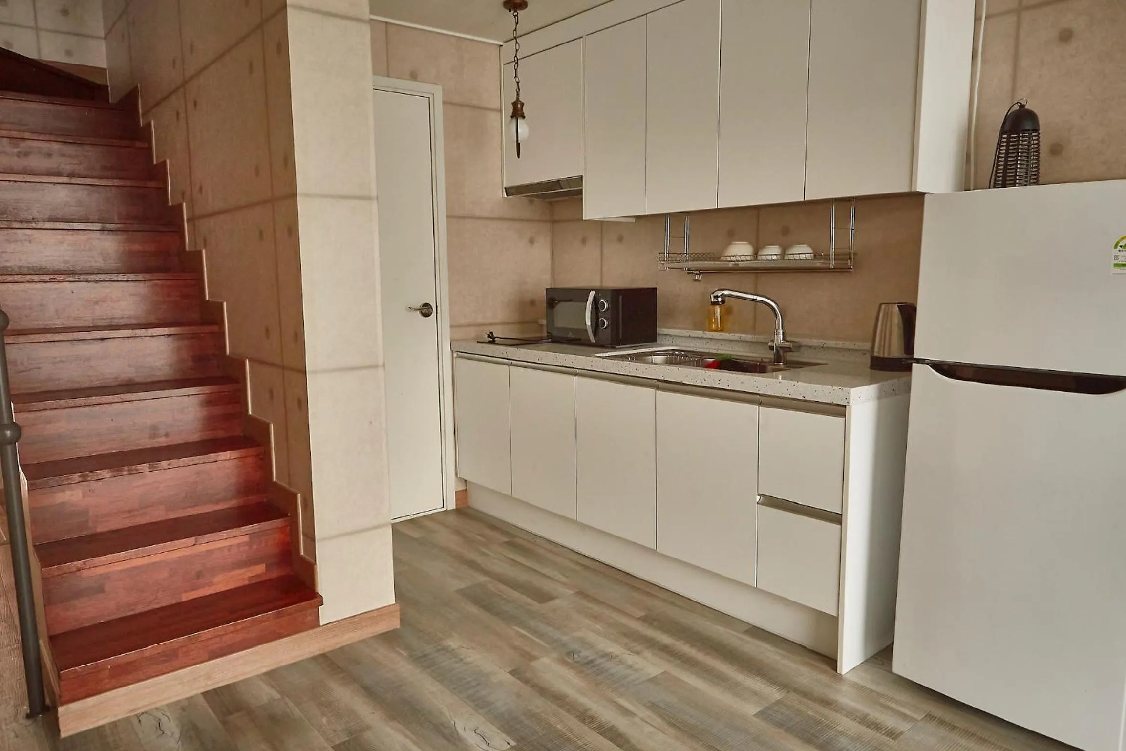 Kitchen or kitchenette in Guest 145