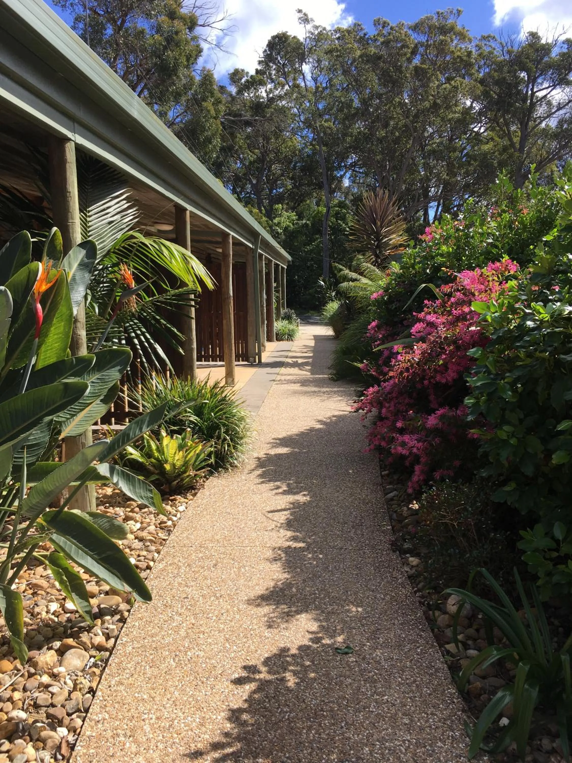 Mallacoota Log cabins