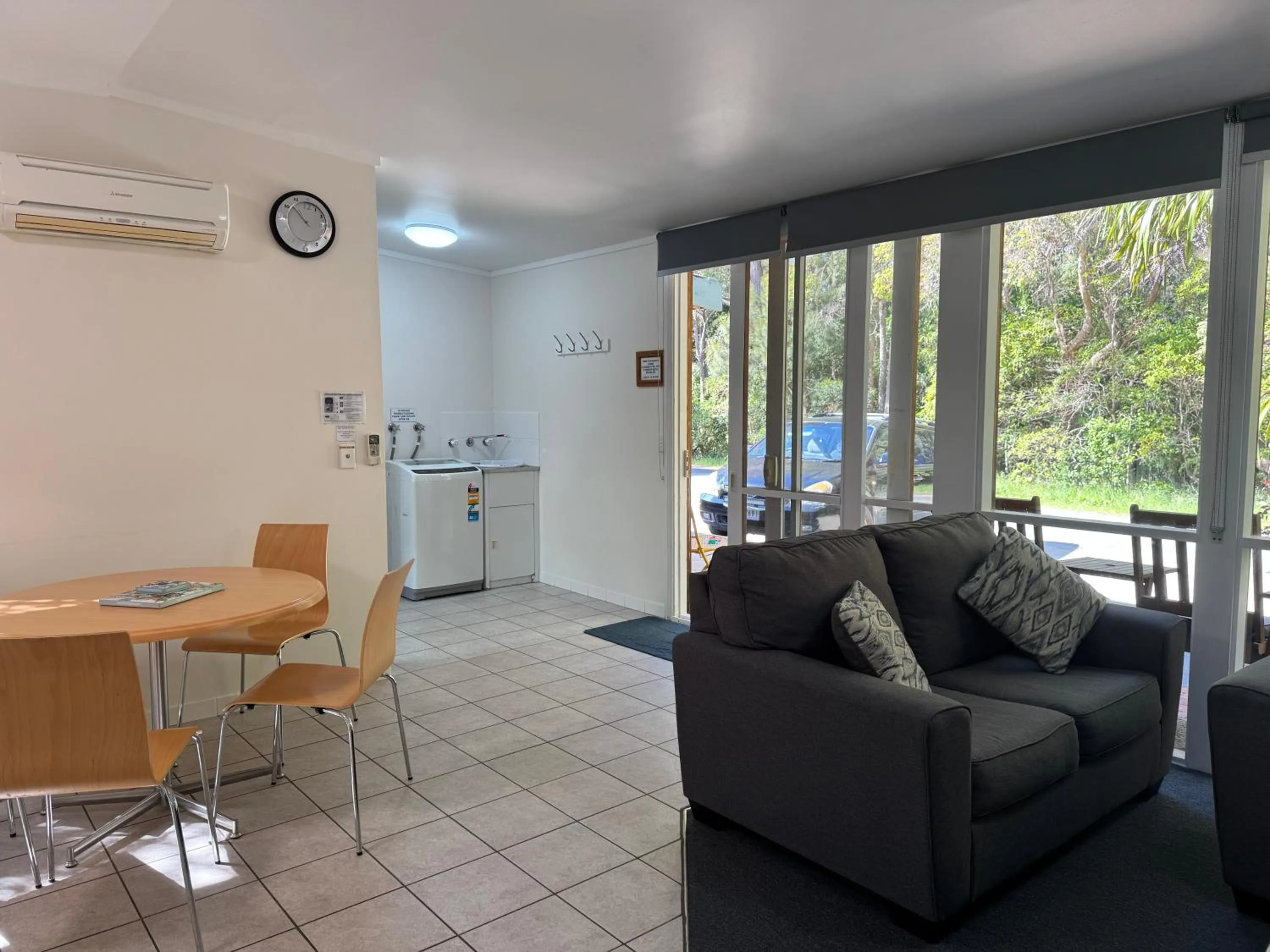Mallacoota Log cabins