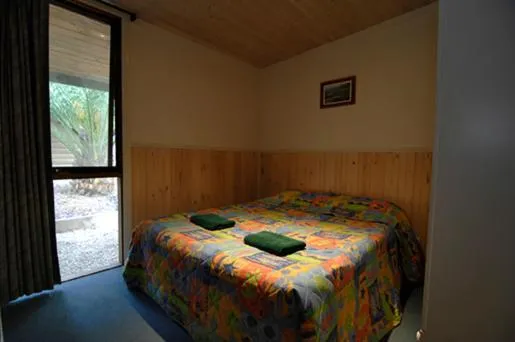 Bedroom, Bed in Mallacoota Log cabins